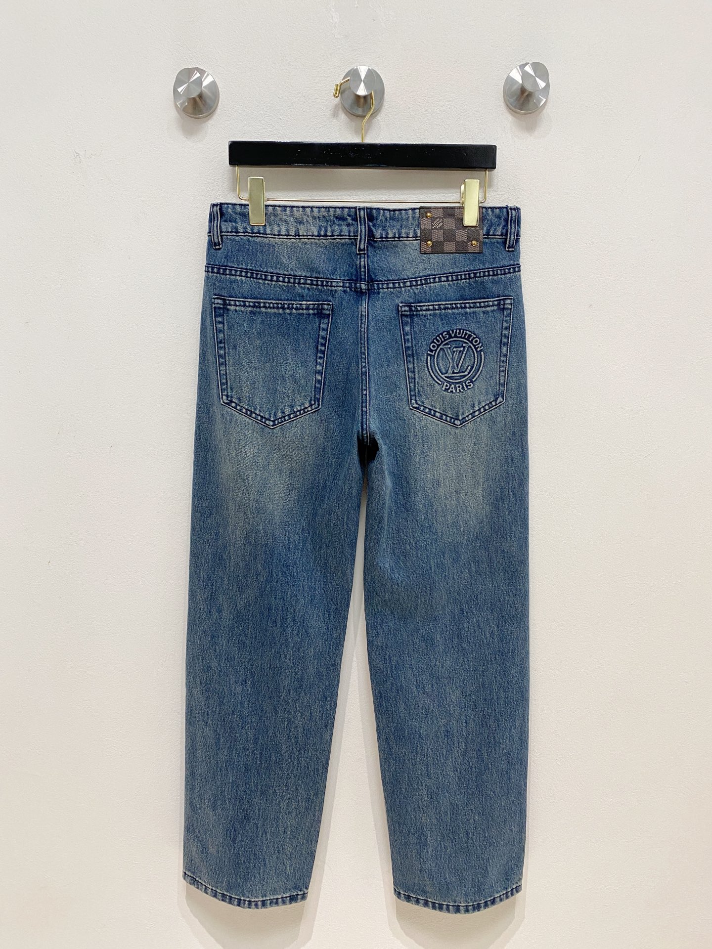 🇫🇷LV 原单牛仔裤 2025新品，原版牛仔裤 原版重工打造，品牌经典LOGO设计，三标齐全！原版五金辅
