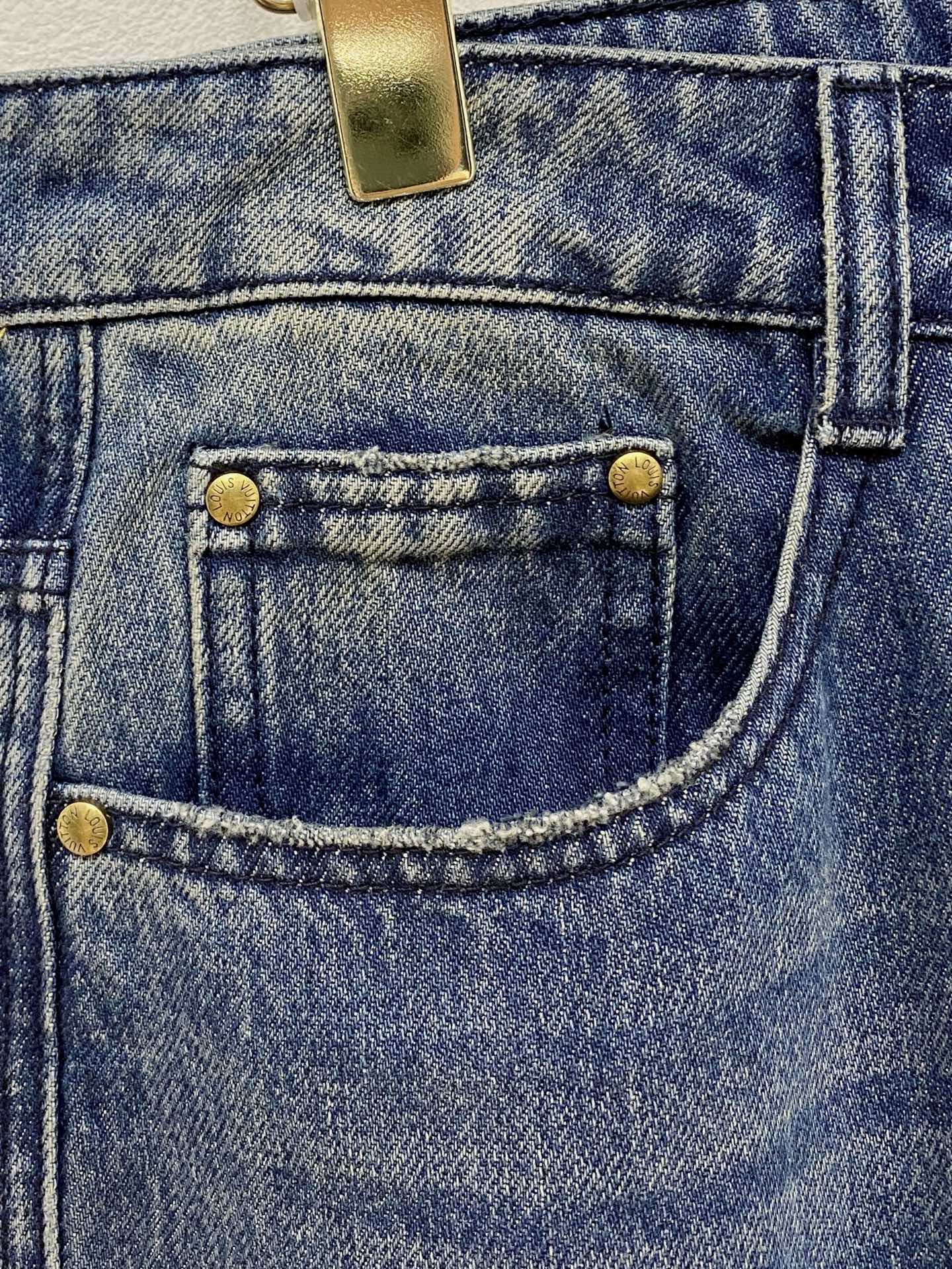 🇫🇷LV 原单牛仔裤 2025新品，原版牛仔裤 原版重工打造，品牌经典LOGO设计，三标齐全！原版五金辅