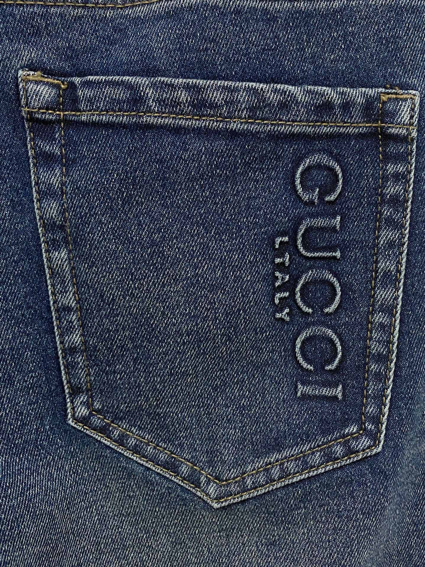 🇫🇷GUCCI 原单牛仔裤 2025新品，原版牛仔裤 原版重工打造，品牌经典LOGO设计，三标齐全！原版