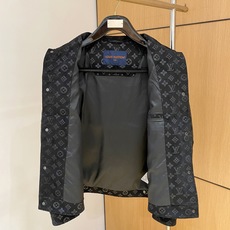 2025ss秋冬新款系列🆕驴家休闲夹克外套🧥专柜同步发售 超高工艺的风衣外套 休闲时尚 精选进口高密度双 2025ss秋冬新款系列🆕驴家休闲夹克外套🧥专柜同步发售 超高工艺的风衣外套 休闲时尚 精选进口高密度双