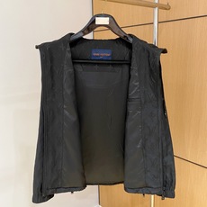 2025ss秋冬新款系列🆕驴家休闲连帽夹克外套🧥专柜同步发售 超高工艺的风衣外套 休闲时尚 精选进口高密 2025ss秋冬新款系列🆕驴家休闲连帽夹克外套🧥专柜同步发售 超高工艺的风衣外套 休闲时尚 精选进口高密