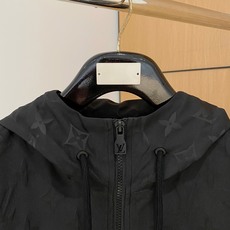 2025ss秋冬新款系列🆕驴家休闲连帽夹克外套🧥专柜同步发售 超高工艺的风衣外套 休闲时尚 精选进口高密 2025ss秋冬新款系列🆕驴家休闲连帽夹克外套🧥专柜同步发售 超高工艺的风衣外套 休闲时尚 精选进口高密
