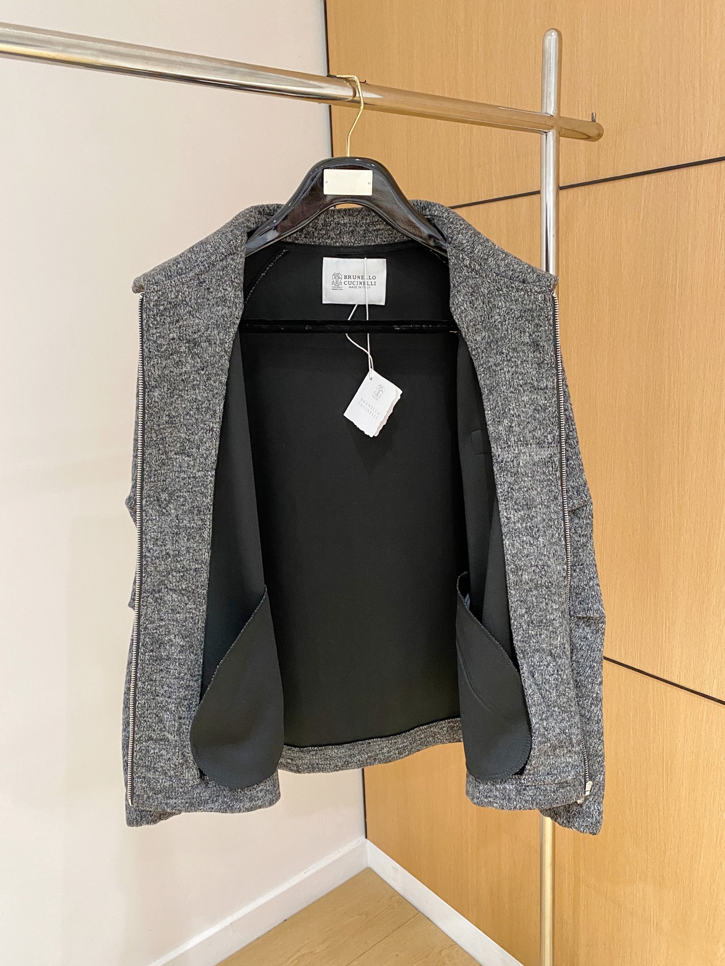 BC-Brunello Cucineli 🆕25FW秋冬新款老钱风羊毛夹克翻领外套，选用进口羊毛面料混纺