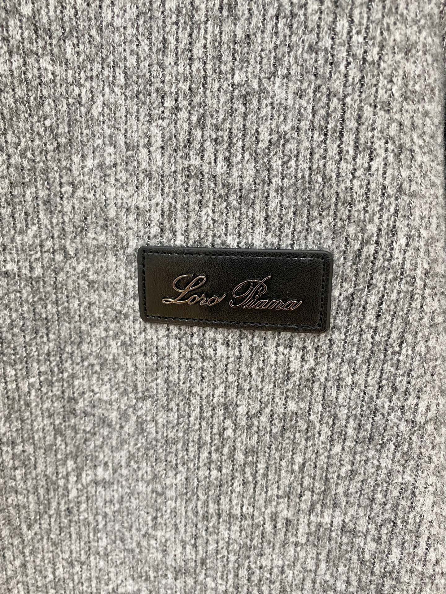 lP🆕-LoroPiana诺悠翩雅🆕25FW秋冬新款老钱风羊毛夹克连帽外套，选用进口羊毛面料混纺，立体有