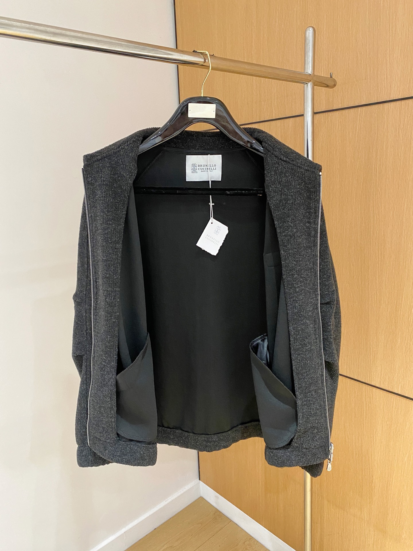 BC-Brunello Cucineli 🆕25FW秋冬新款老钱风羊毛夹克翻领外套，选用进口羊毛面料混纺