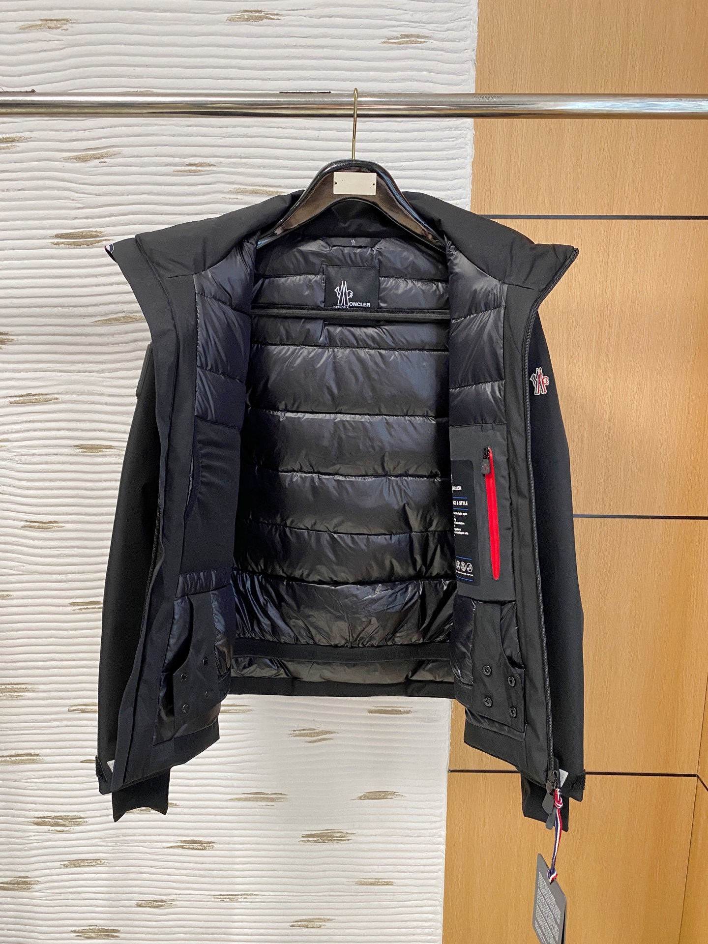 MON 2025秋冬🆕代工厂出口级别订单货品.品相完美.2024秋冬Mon*ler Grenble压胶滑