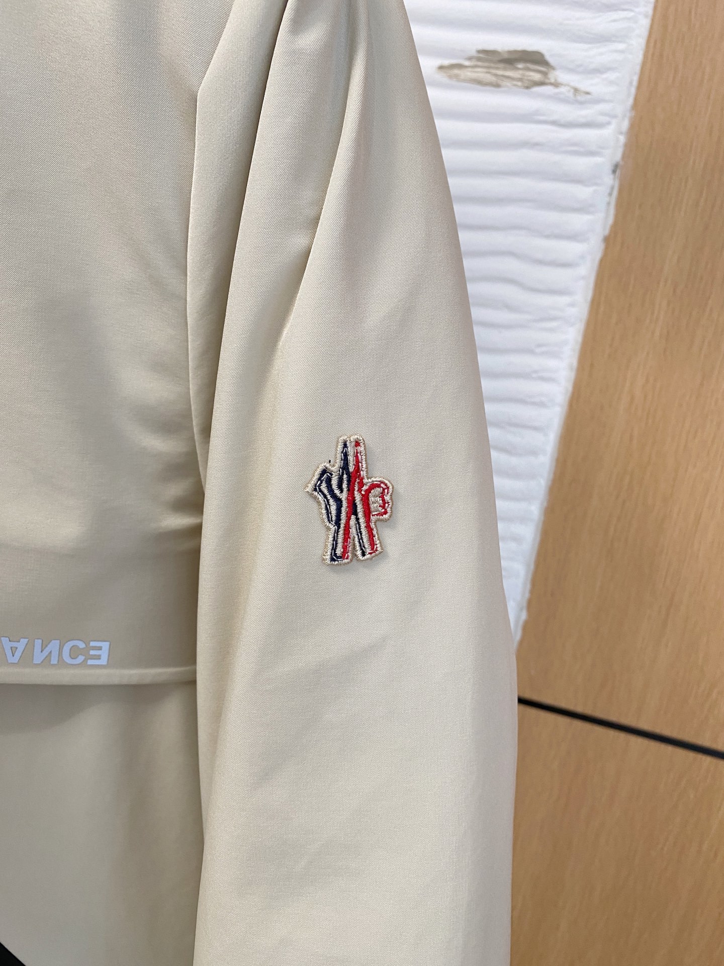 MON 2025秋冬🆕代工厂出口级别订单货品.品相完美.2024秋冬Mon*ler Grenble压胶滑