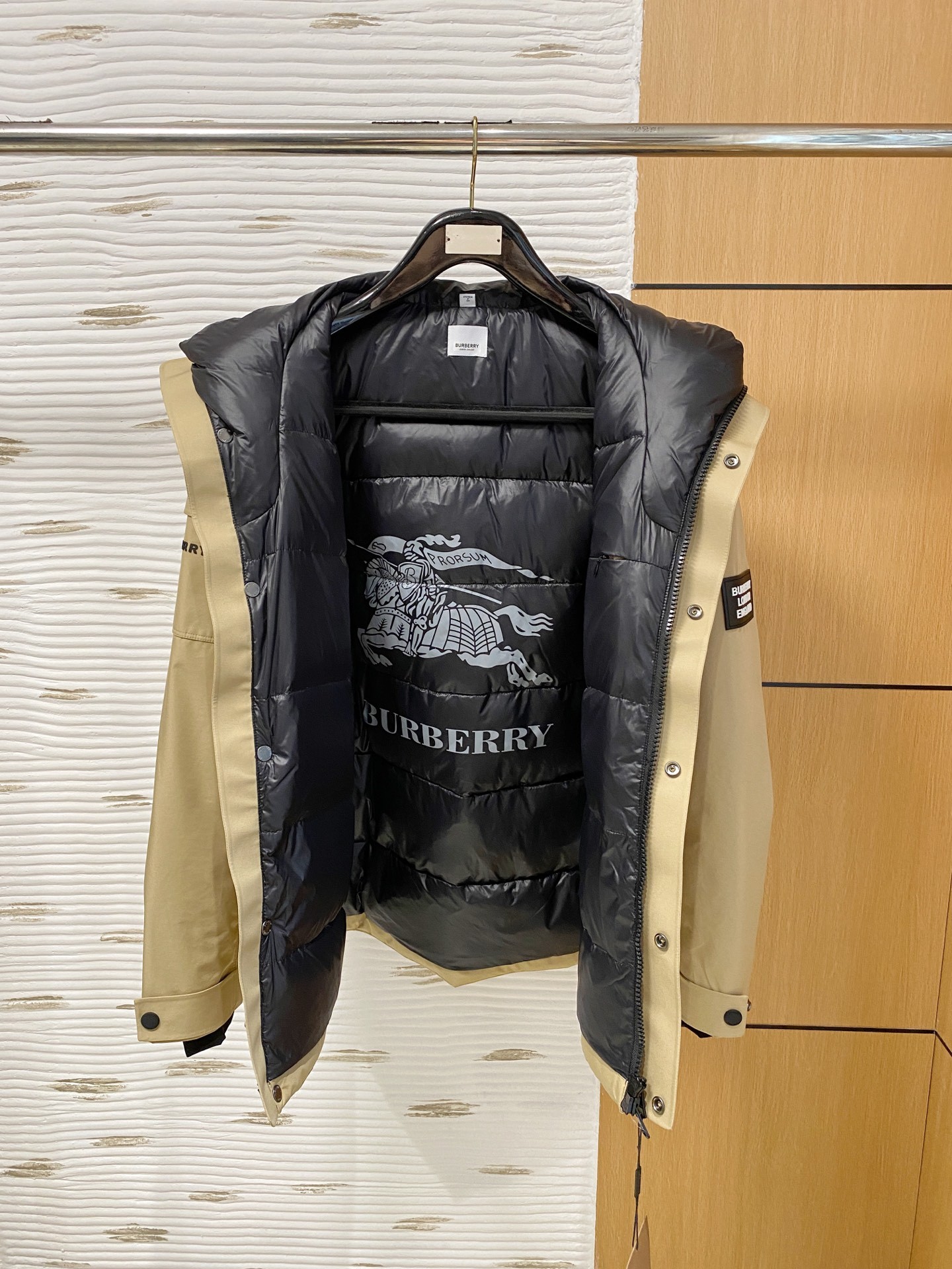 BBR 2025秋冬🆕代工厂出口级别订单货品.品相完美.2024秋冬Mon*ler Grenble压胶滑