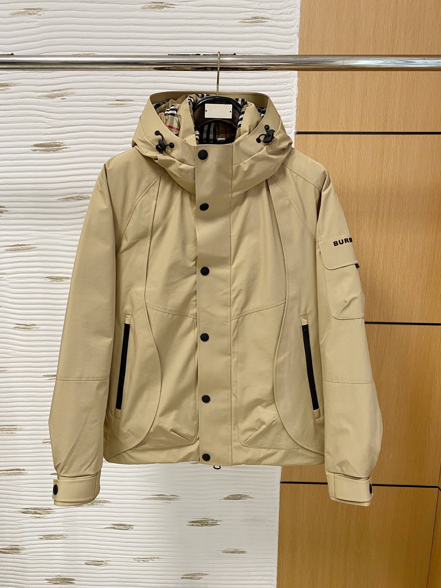 BBR 2025秋冬🆕代工厂出口级别订单货品.品相完美.2024秋冬Mon*ler Grenble压胶滑