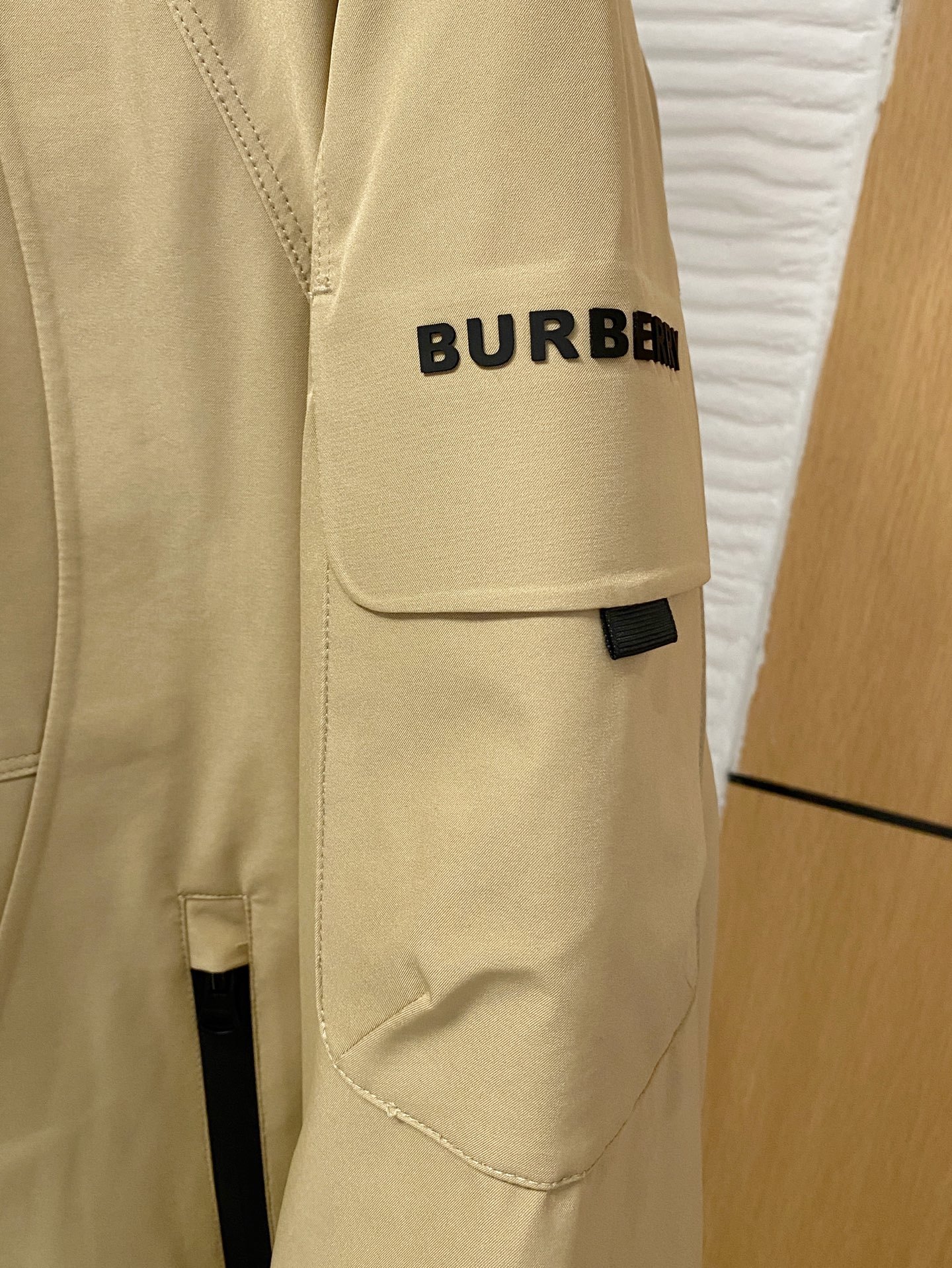 BBR 2025秋冬🆕代工厂出口级别订单货品.品相完美.2024秋冬Mon*ler Grenble压胶滑