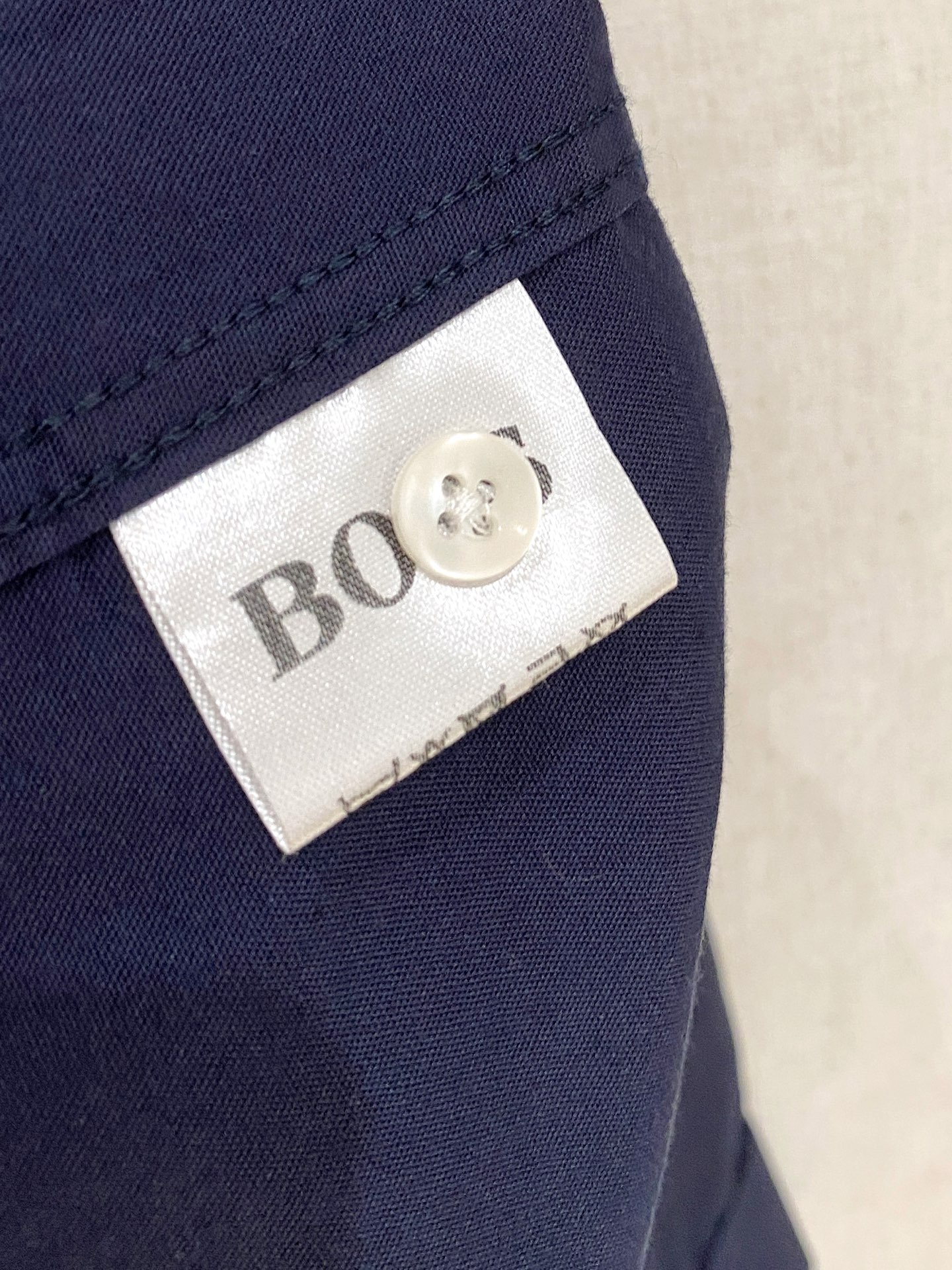 boss 2025ss春夏时尚大爆款短袖衬衫,贸易公司渠道货,品相完美如斯,属于入柜级别,可预见性的爆款 boss 2025ss春夏时尚大爆款短袖衬衫,贸易公司渠道货,品相完美如斯,属于入柜级别,可预见性的爆款