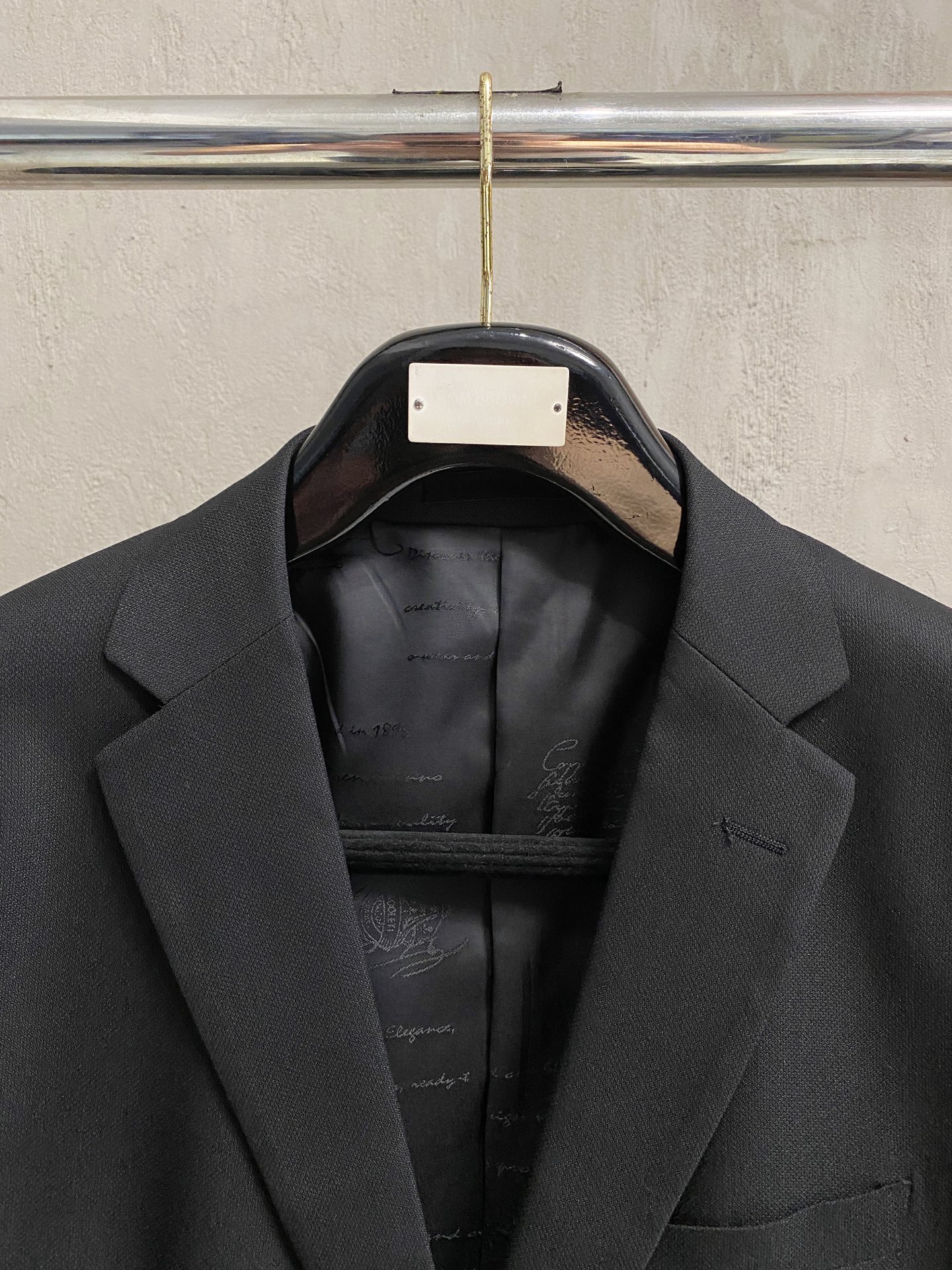 (新品)Ber家族男士商务休闲羊毛西服套装（专属收纳袋），香港洋行渠道货，重磅级品鉴奢物，意大利原厂出品