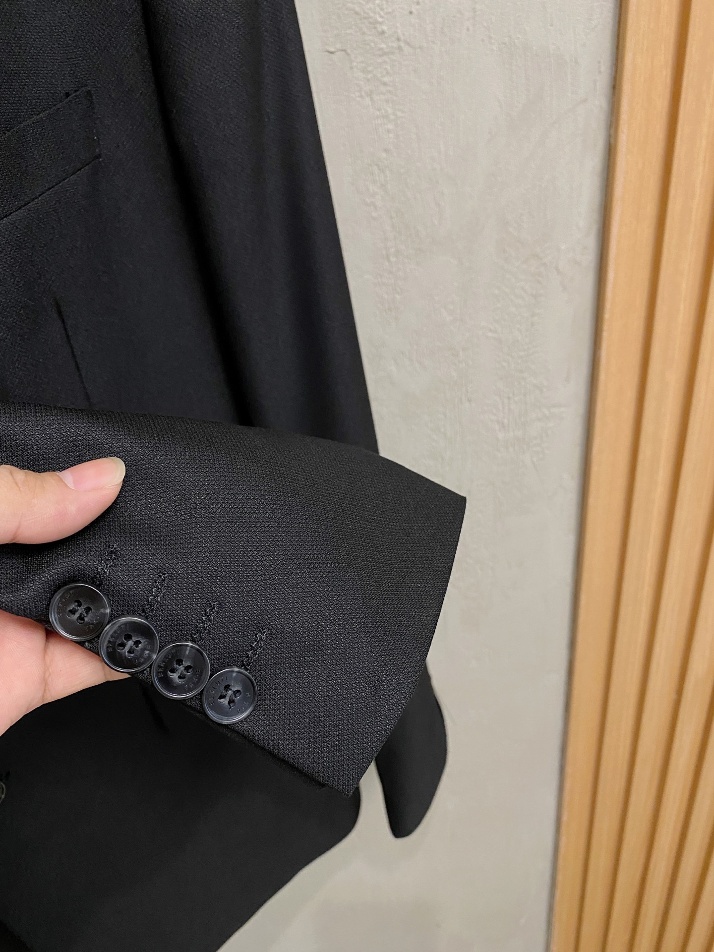 (新品)Ber家族男士商务休闲羊毛西服套装（专属收纳袋），香港洋行渠道货，重磅级品鉴奢物，意大利原厂出品