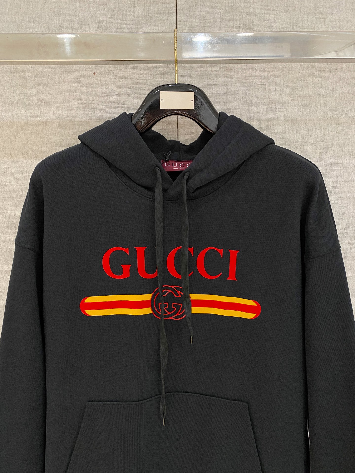 GUC 2025FW秋冬新品 休闲连帽卫衣 高端气质型必入的极品款式，一款极具腔调感与魅力的单品！细节精