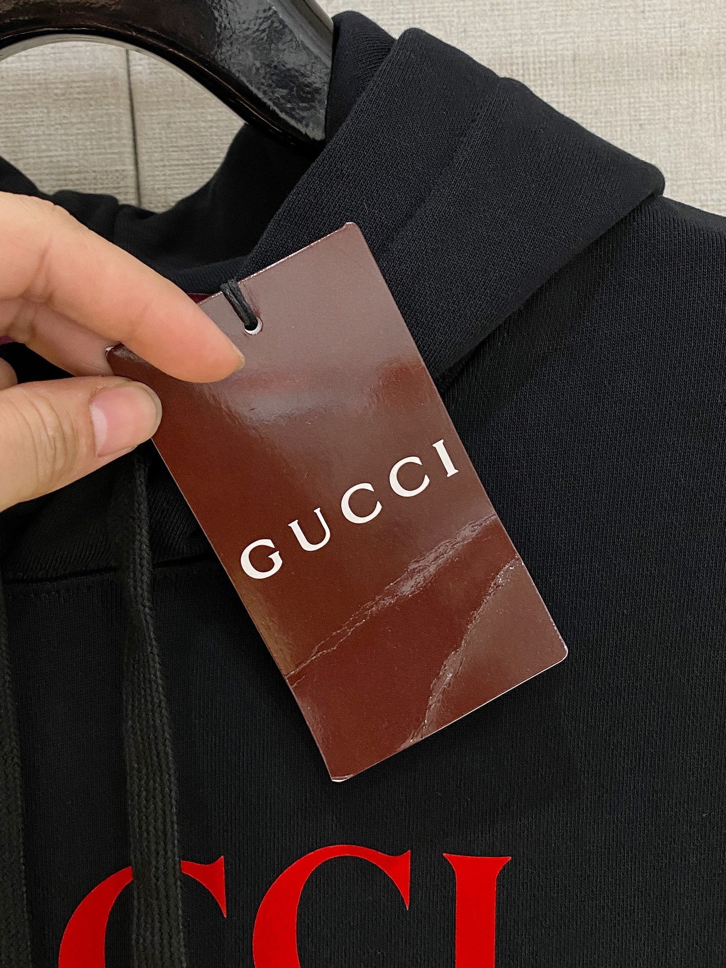 GUC 2025FW秋冬新品 休闲连帽卫衣 高端气质型必入的极品款式，一款极具腔调感与魅力的单品！细节精