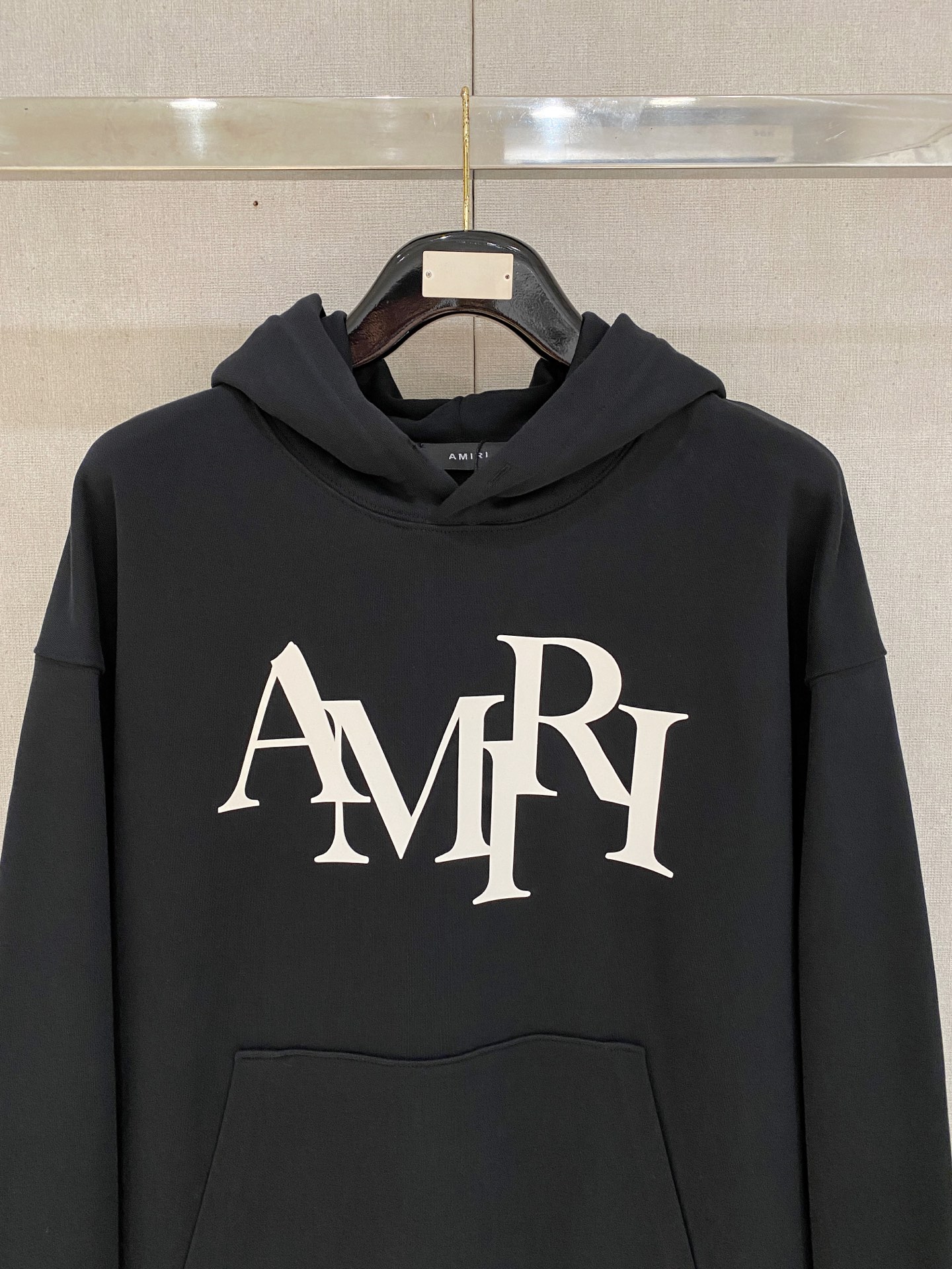 AMR 2025FW秋冬新品 休闲连帽卫衣 高端气质型必入的极品款式，一款极具腔调感与魅力的单品！细节精