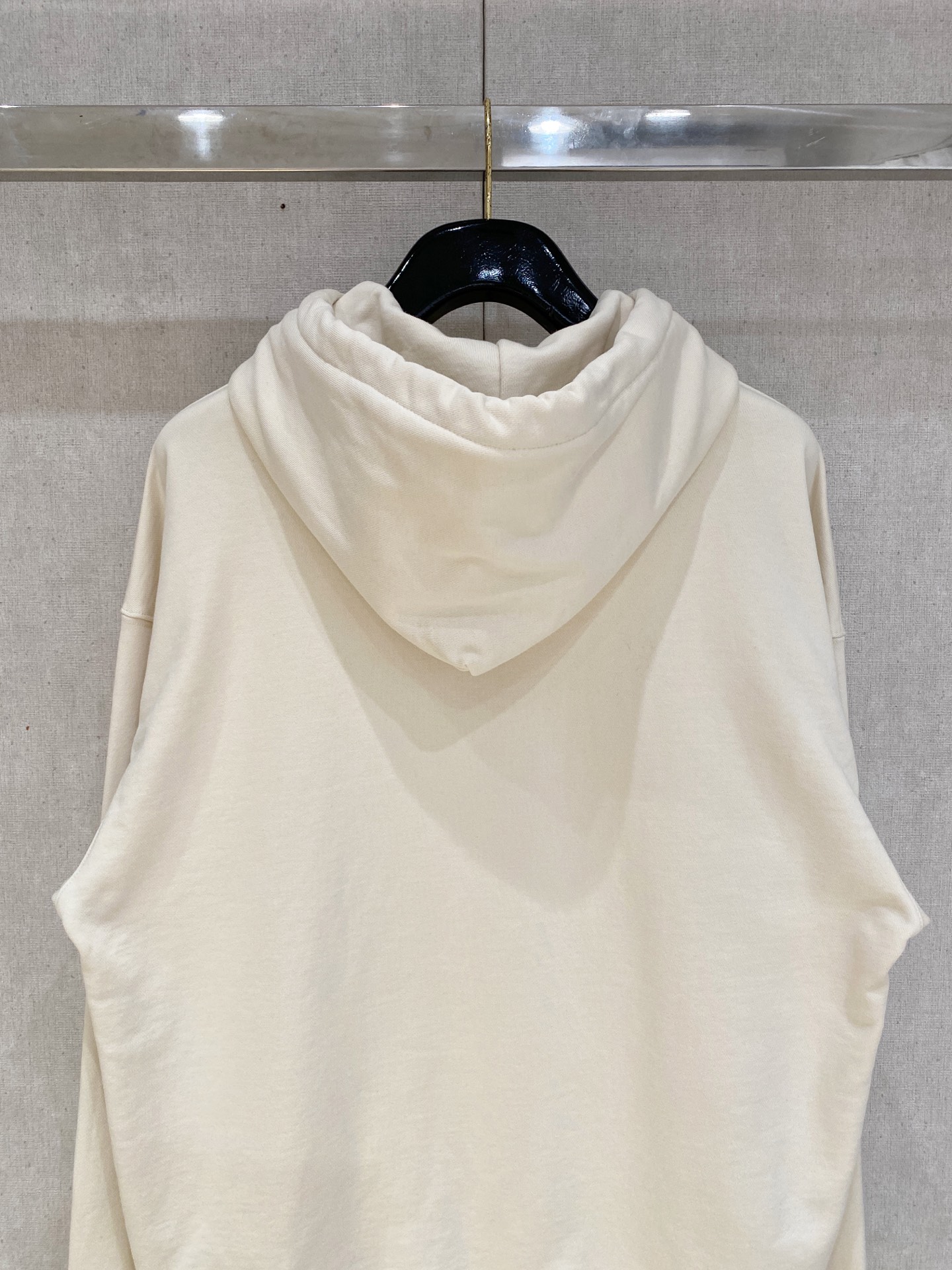 GUC 2025FW秋冬新品 休闲连帽卫衣 高端气质型必入的极品款式，一款极具腔调感与魅力的单品！细节精