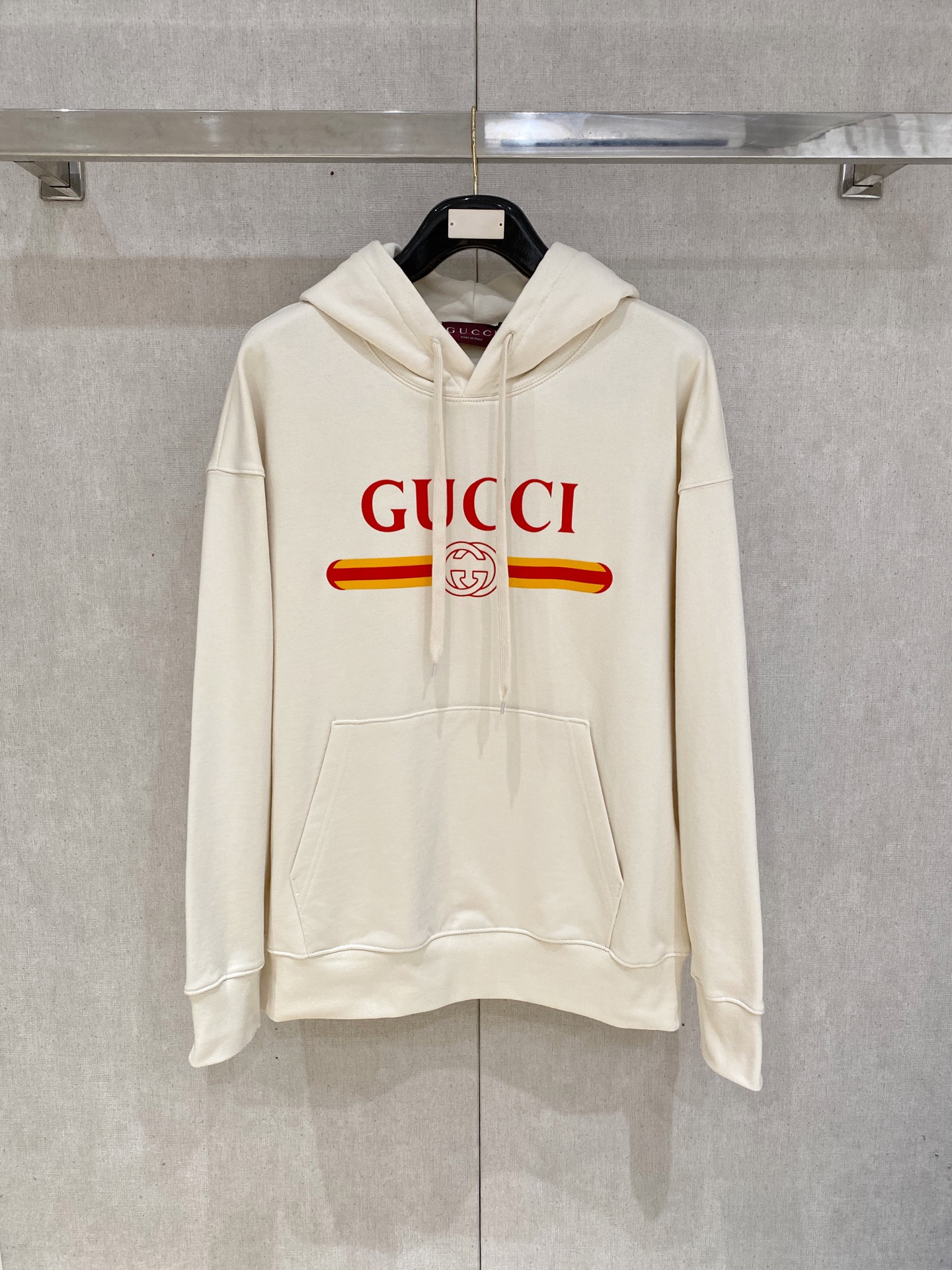 GUC 2025FW秋冬新品 休闲连帽卫衣 高端气质型必入的极品款式，一款极具腔调感与魅力的单品！细节精