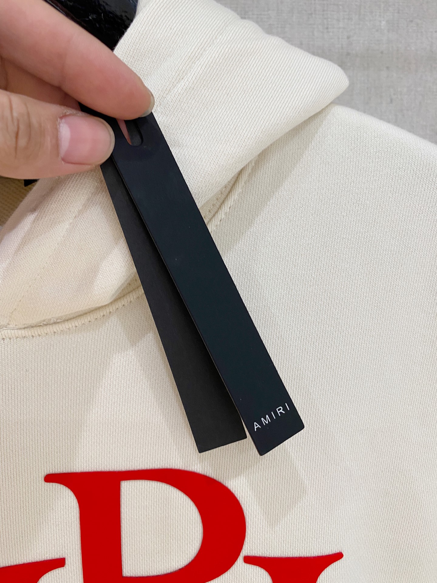 AMR 2025FW秋冬新品 休闲连帽卫衣 高端气质型必入的极品款式，一款极具腔调感与魅力的单品！细节精