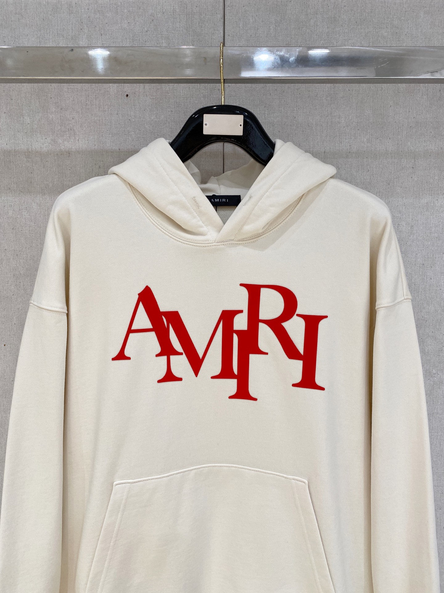 AMR 2025FW秋冬新品 休闲连帽卫衣 高端气质型必入的极品款式，一款极具腔调感与魅力的单品！细节精