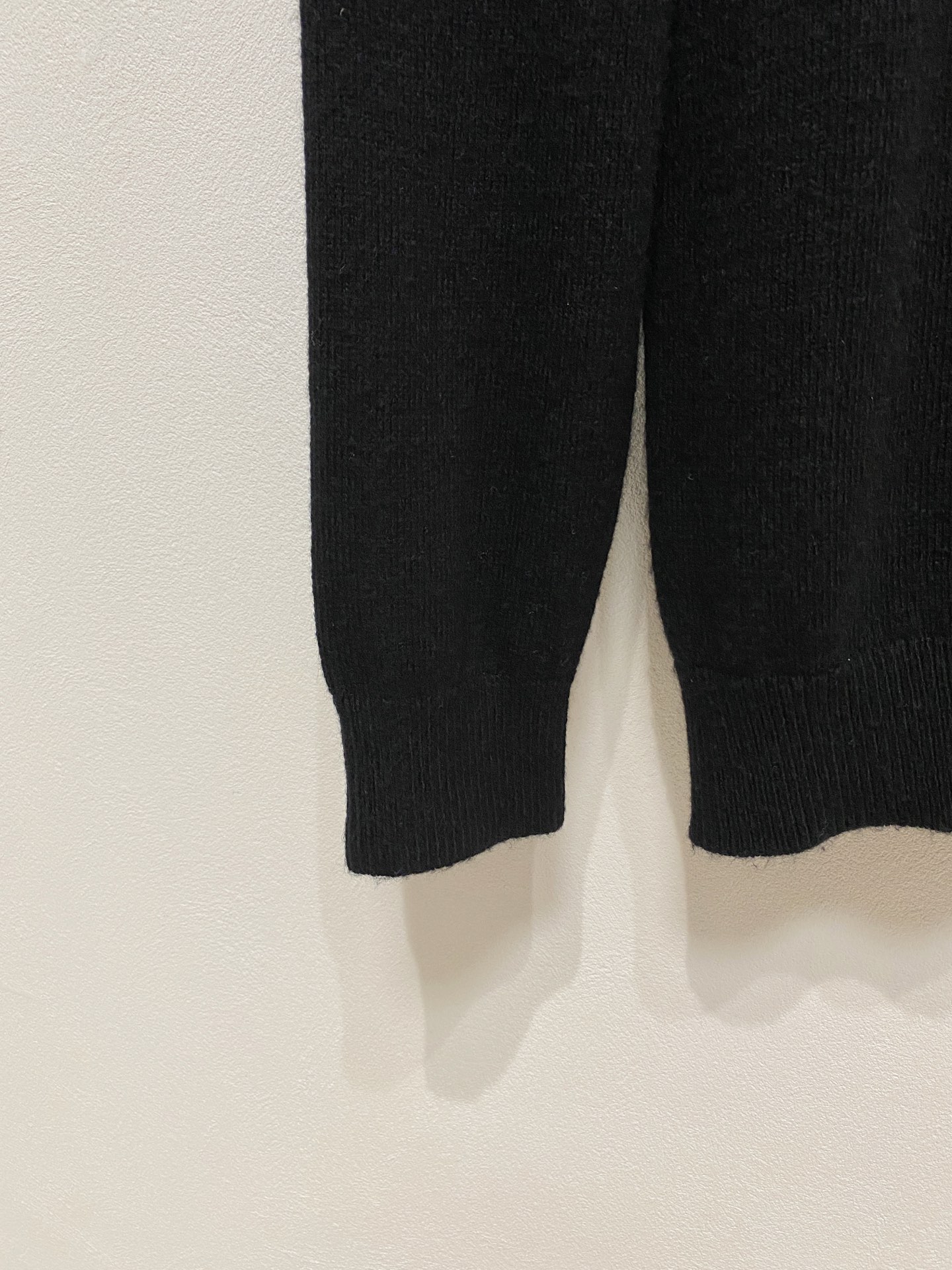 Hermes Men's 100% Wool Sweater - Comfortable, Warm, and Anti-Pilling 7 i1758910520078 1042 0 5