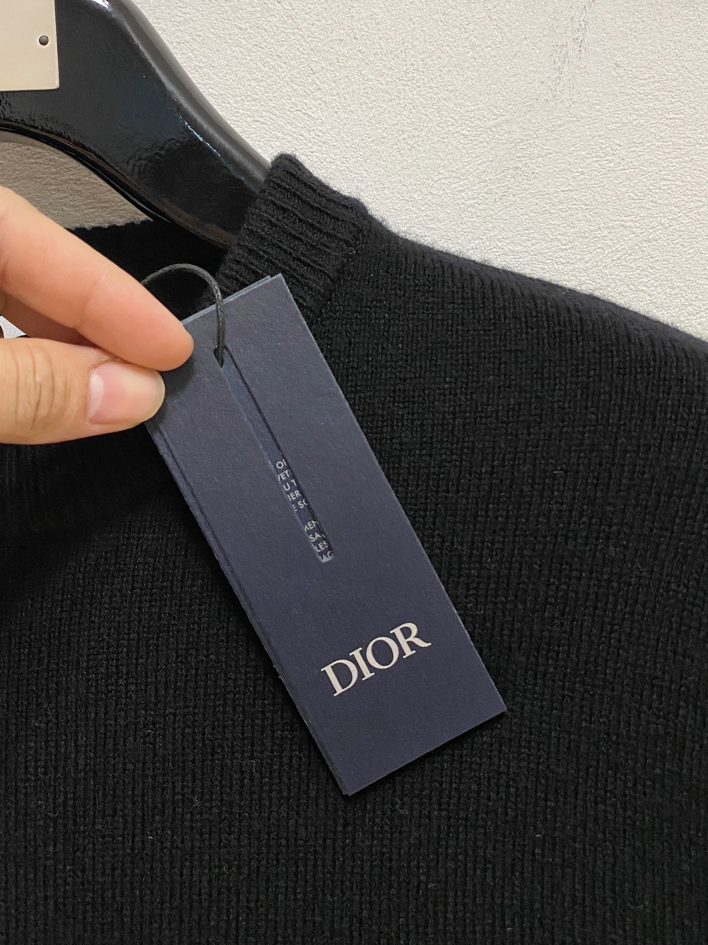 Hermes Men's Wool Sweater: Classic, Warm & Stylish - Perfect for Fall/Winter 6 i1758910539648 3945 0 4