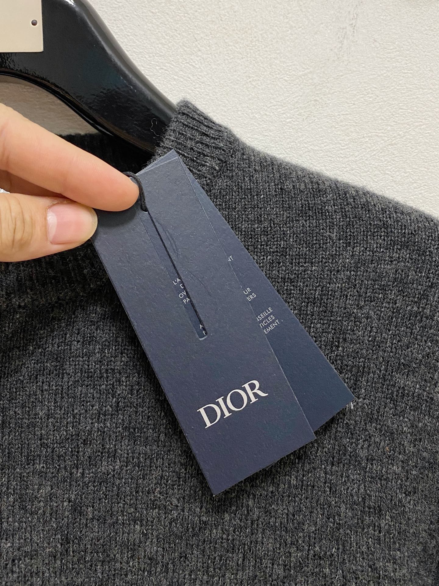 迪奥 2025ss秋冬新品时尚休闲打底单穿圆领商务休闲基础高档精纺100%纯羊毛毛衣 舒适保暖！抗起球👍