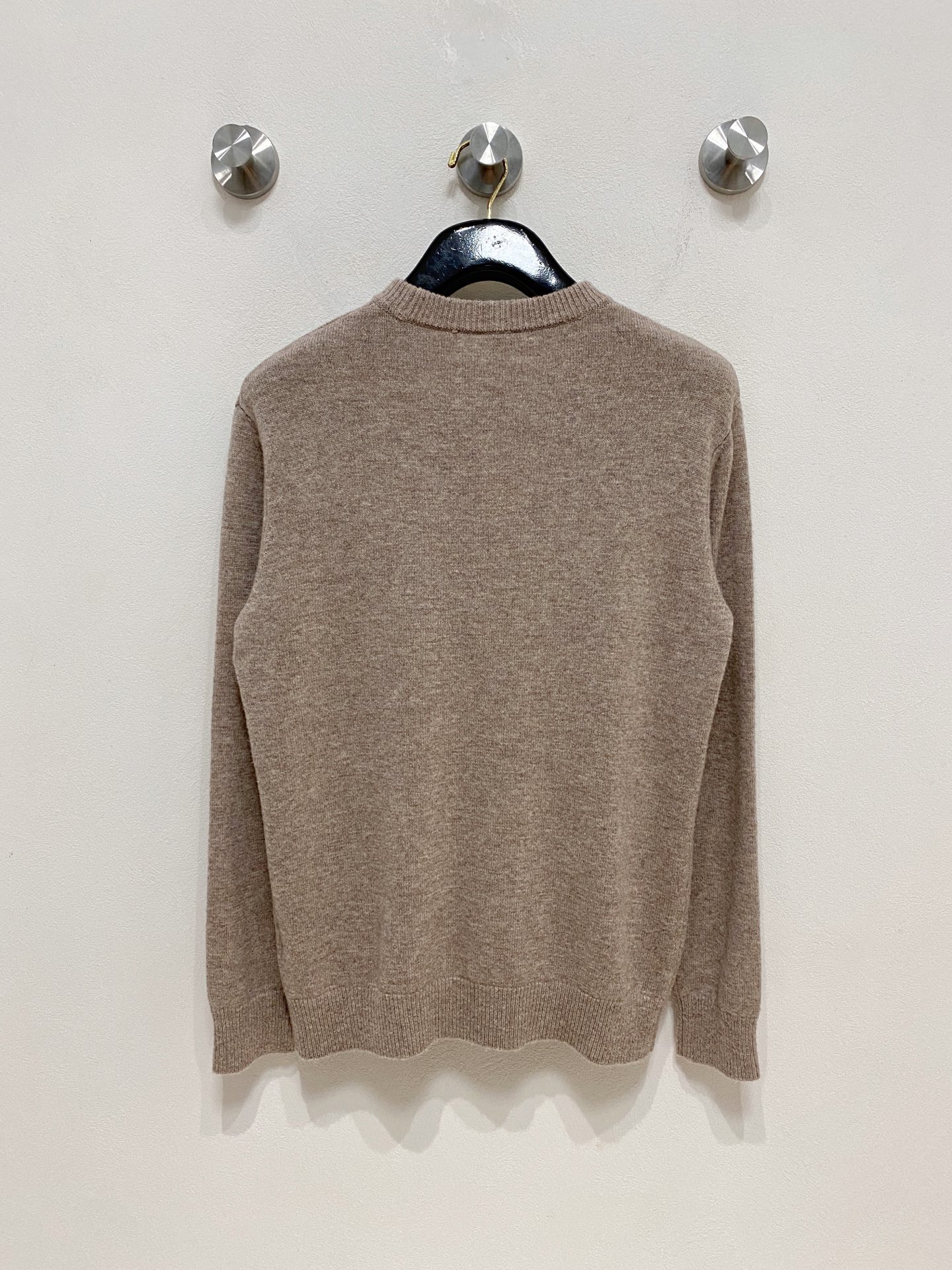 Hermes 100% Wool Sweater - Luxurious, Warm & Stylish Knitwear for Autumn/Winter 10 i1758910737646 8509 0 8