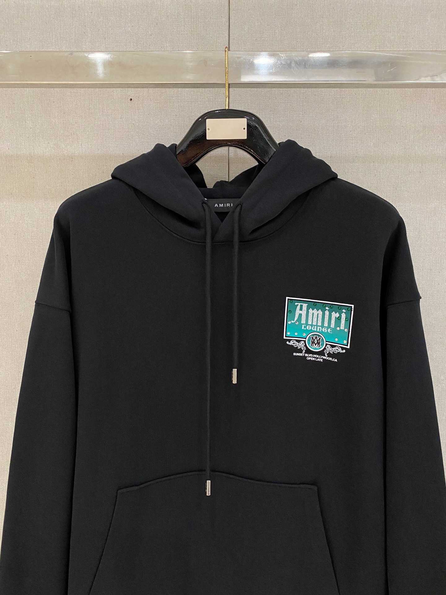 AMR 2025FW秋冬新品 休闲连帽卫衣 高端气质型必入的极品款式，一款极具腔调感与魅力的单品！细节精