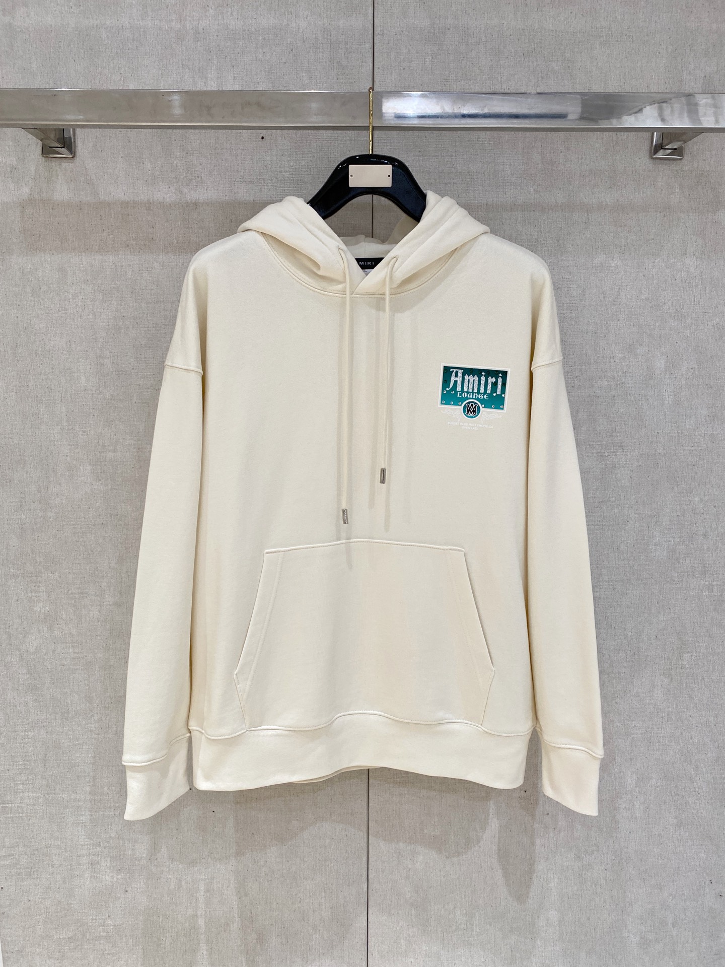 AMR 2025FW秋冬新品 休闲连帽卫衣 高端气质型必入的极品款式，一款极具腔调感与魅力的单品！细节精