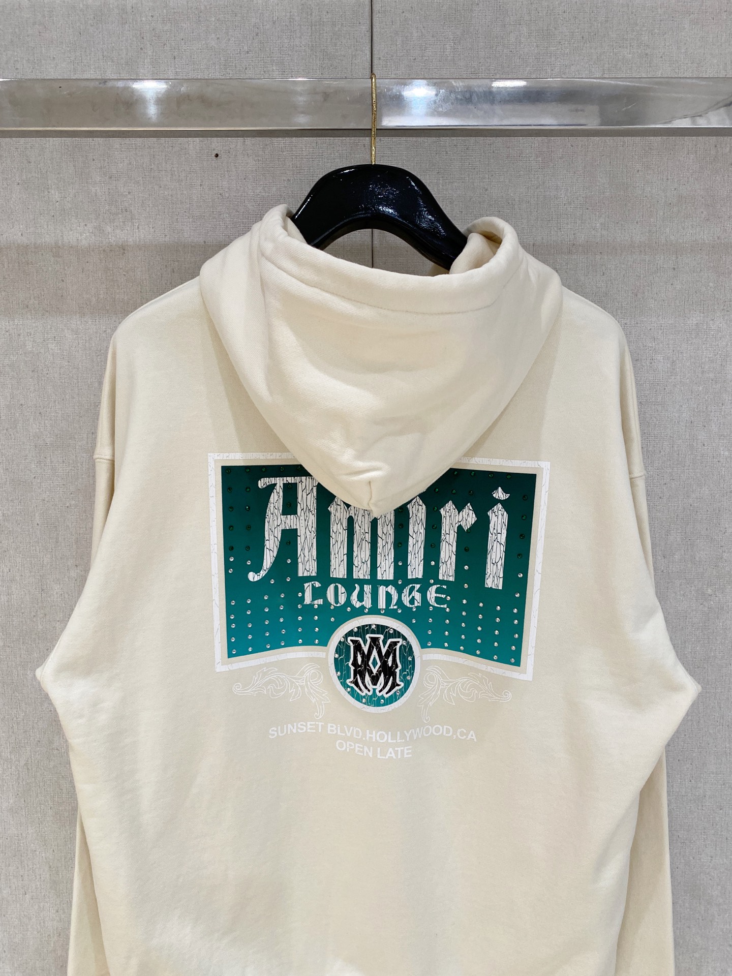 AMR 2025FW秋冬新品 休闲连帽卫衣 高端气质型必入的极品款式，一款极具腔调感与魅力的单品！细节精