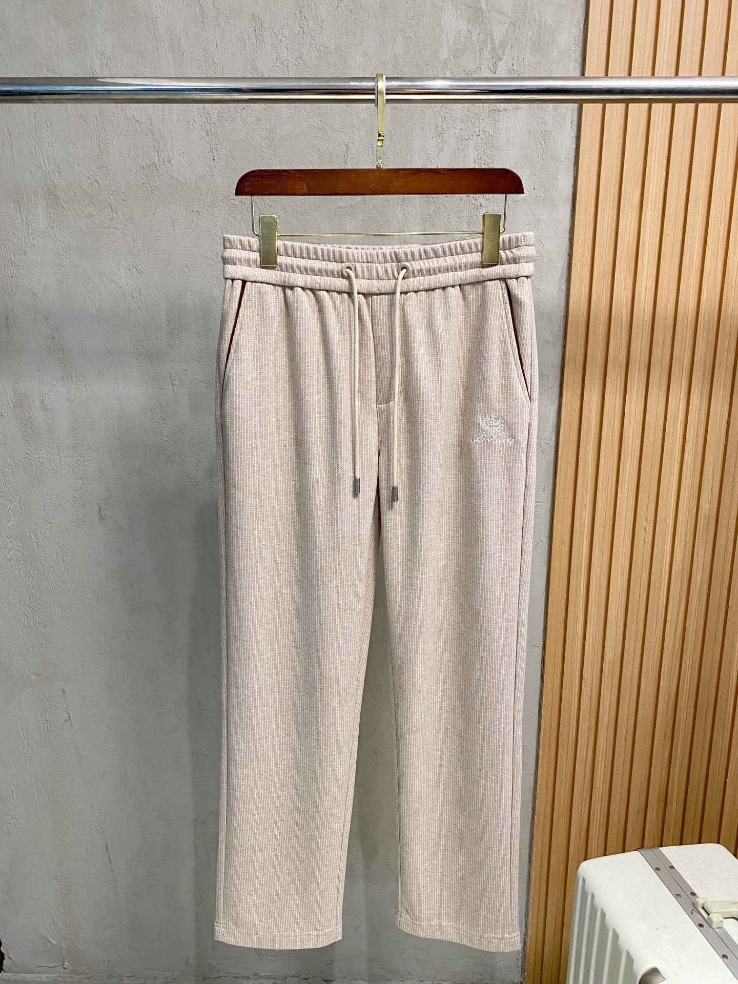 Pantalon de survêtement en laine Loro Piana, luxe et confort ultime pour hommes