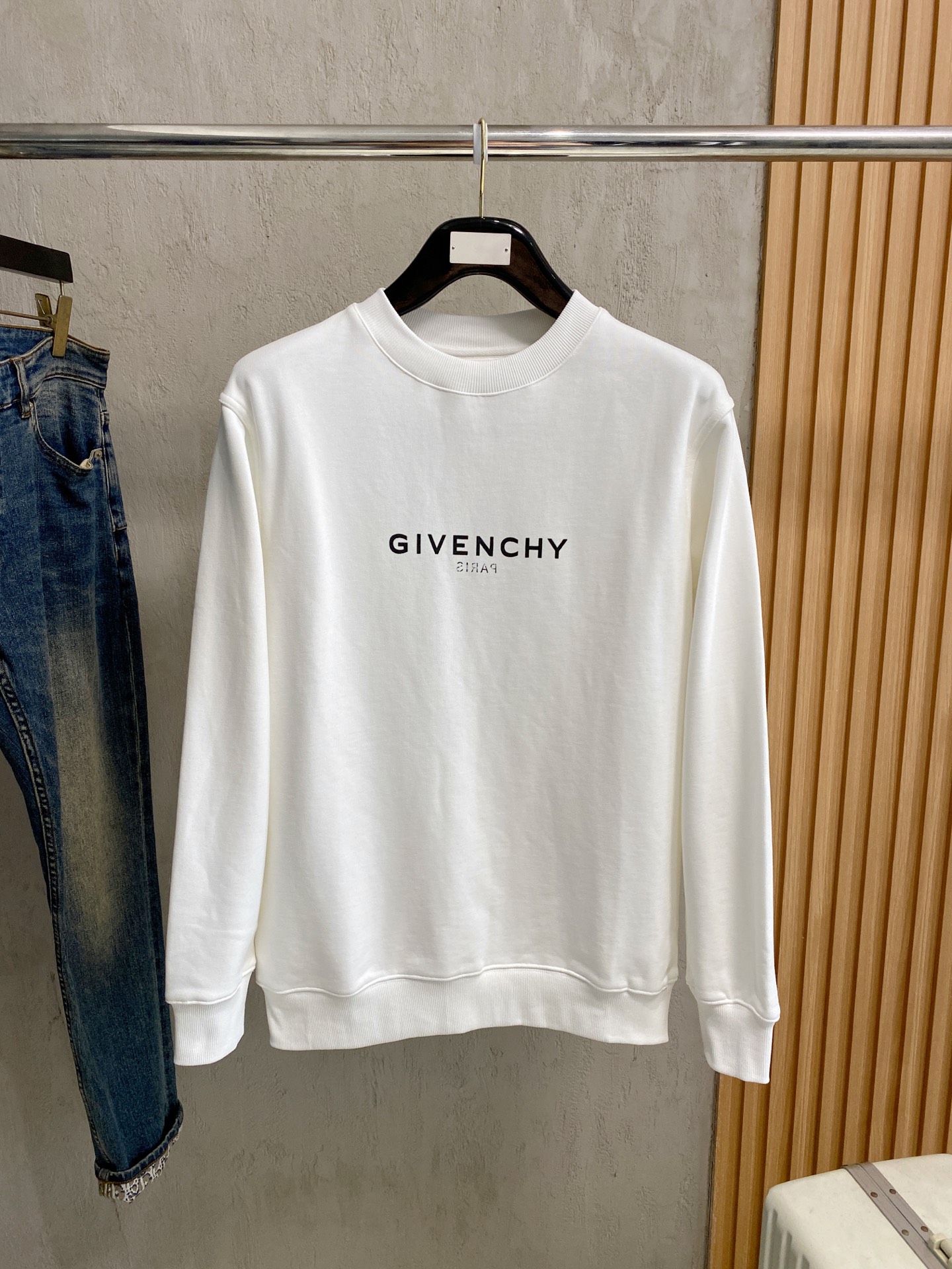 _d-J9snh4AeKkRfTv2hi3R0SYNQrPjVDPUHv3JFA