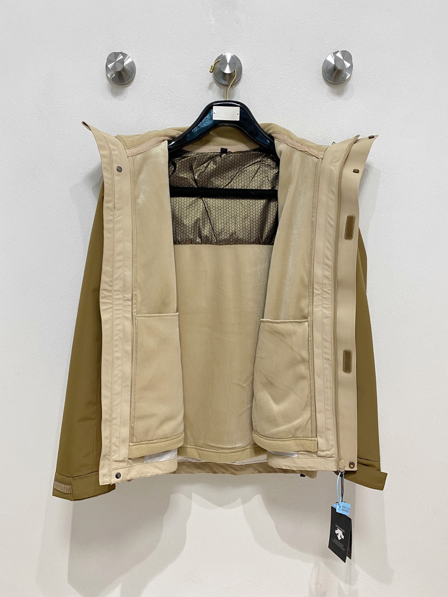 🌾（三合一羊羔毛）迪桑特 最高版本顶级全压胶版本冲锋衣自购ZP打版 所有数据 辅料全套辅料定制 整衣 这