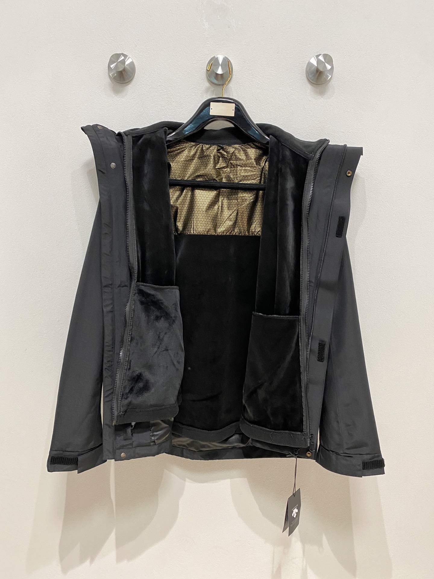 🌾（三合一羊羔毛）迪桑特 最高版本顶级全压胶版本冲锋衣自购ZP打版 所有数据 辅料全套辅料定制 整衣 这