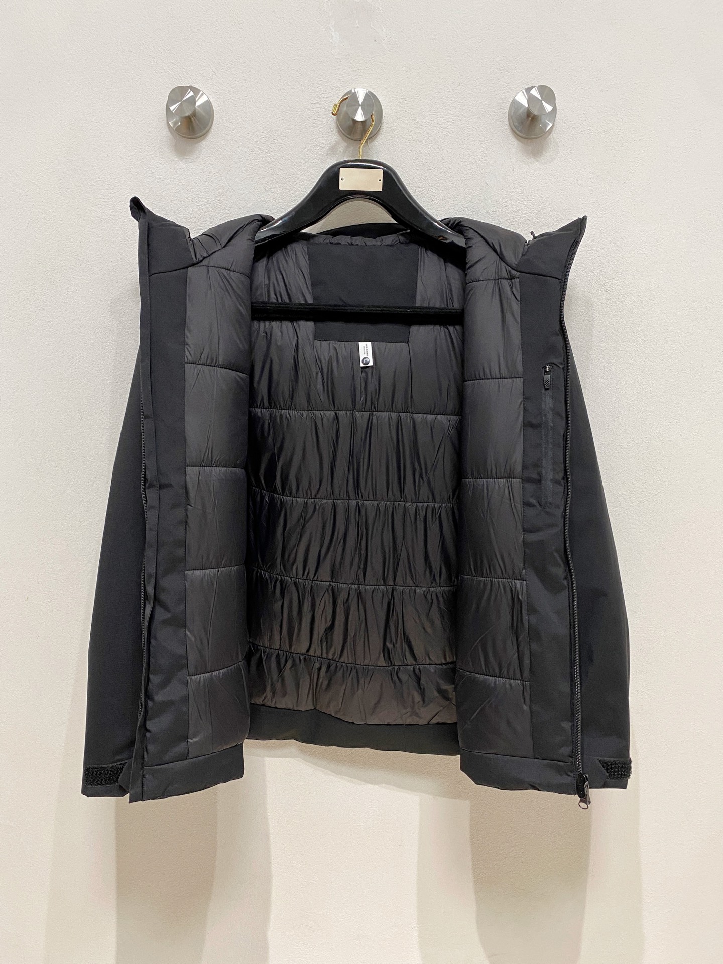 🌾 迪桑特 棉服25ss早秋【新品】秋冬专柜新款休闲棉服外套！超前卫设计风格 细腻舒适 穿着非常轻便不易