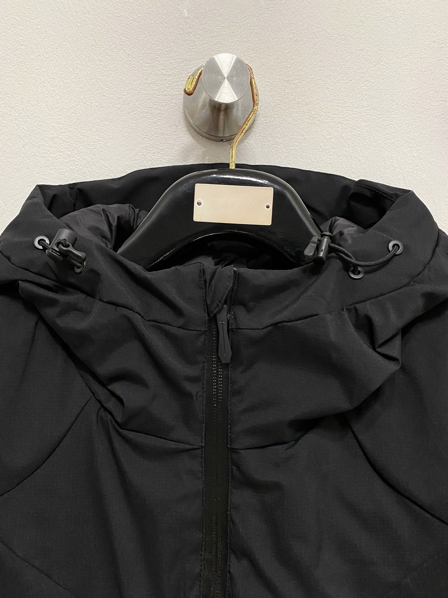 🌾 始祖鸟棉服25ss早秋【新品】秋冬专柜新款休闲棉服外套！超前卫设计风格 细腻舒适 穿着非常轻便不易起