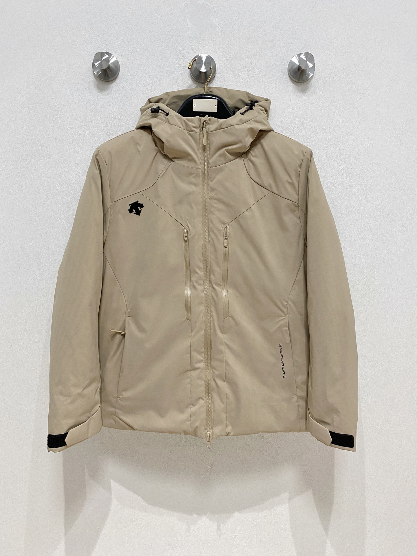 🌾 迪桑特 棉服25ss早秋【新品】秋冬专柜新款休闲棉服外套！超前卫设计风格 细腻舒适 穿着非常轻便不易