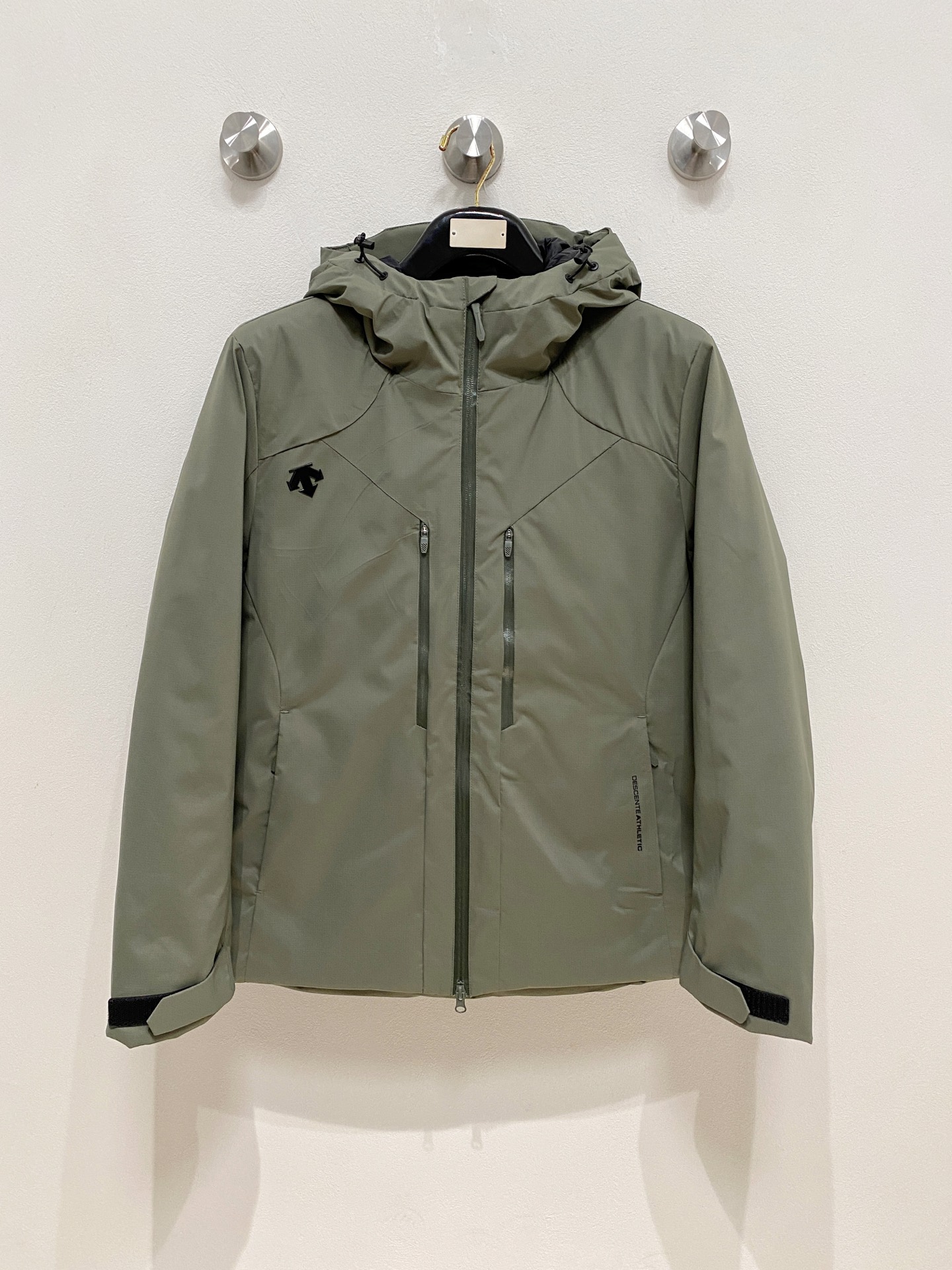 🌾 迪桑特 棉服25ss早秋【新品】秋冬专柜新款休闲棉服外套！超前卫设计风格 细腻舒适 穿着非常轻便不易