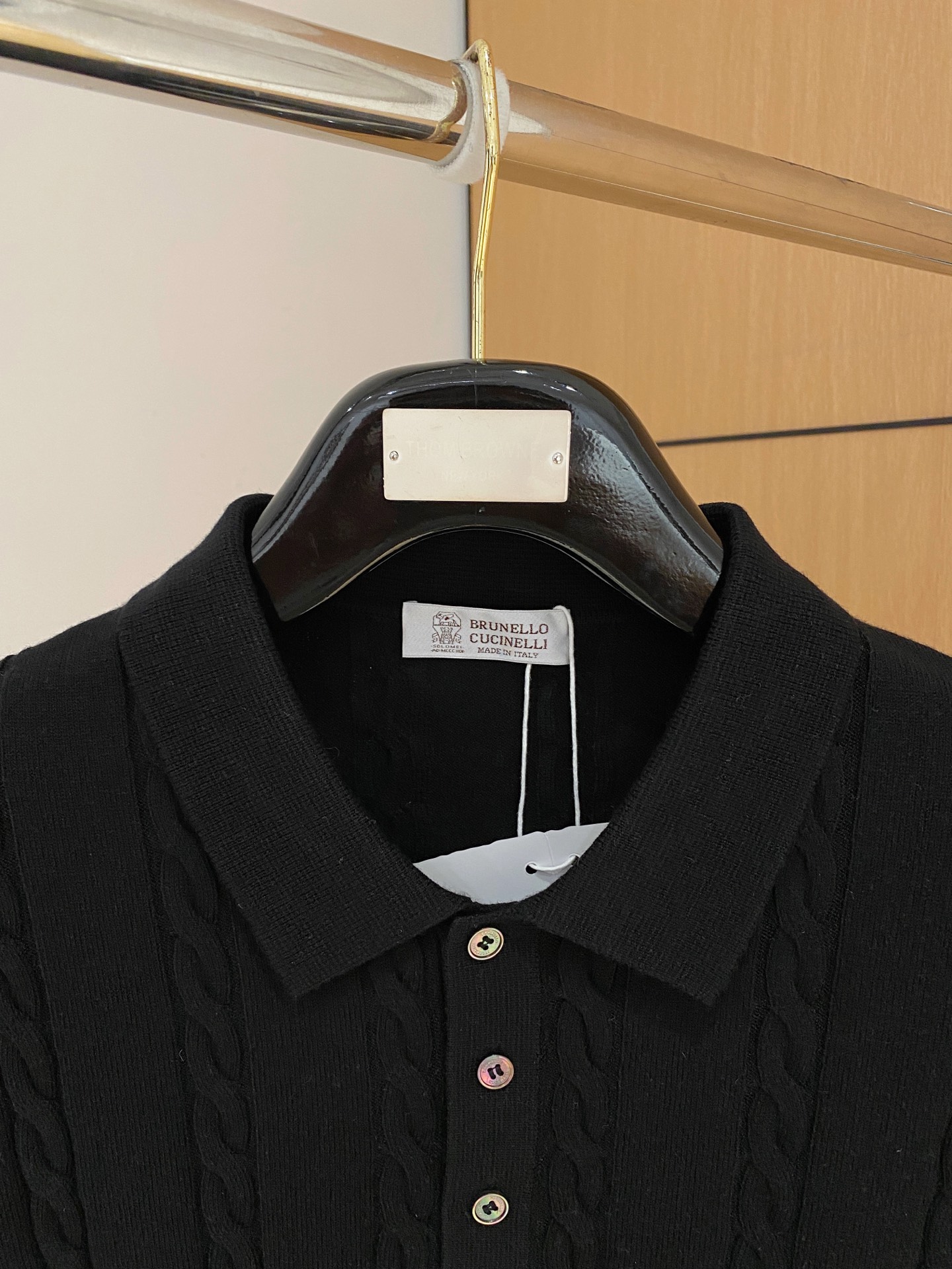 。顶级品质>专柜官网同步发售！辅料全部原版定制出品，贸易公司真品订单。高级定制进口面料，以天然植物纖維提