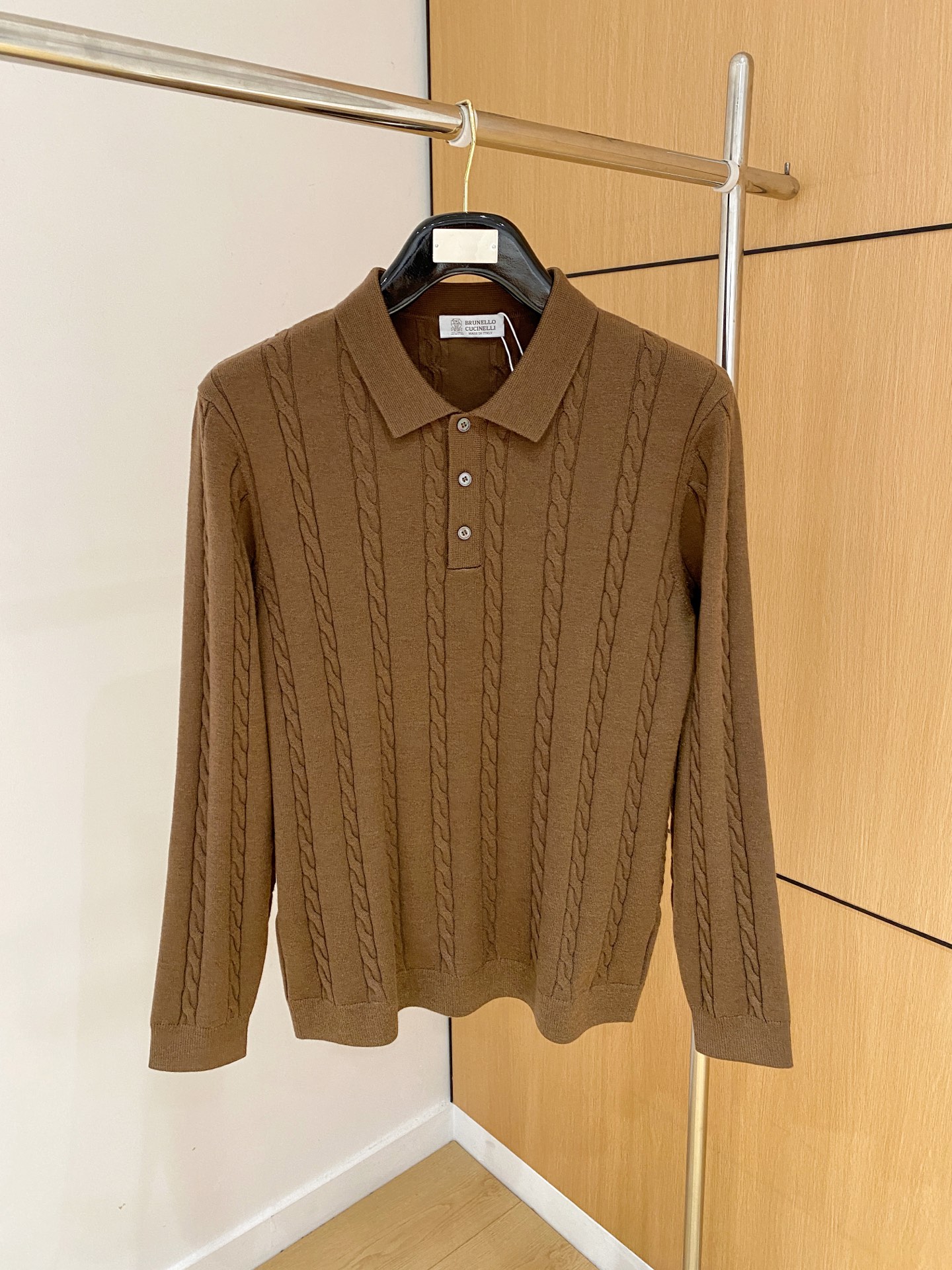 。顶级品质>专柜官网同步发售！辅料全部原版定制出品，贸易公司真品订单。高级定制进口面料，以天然植物纖維提