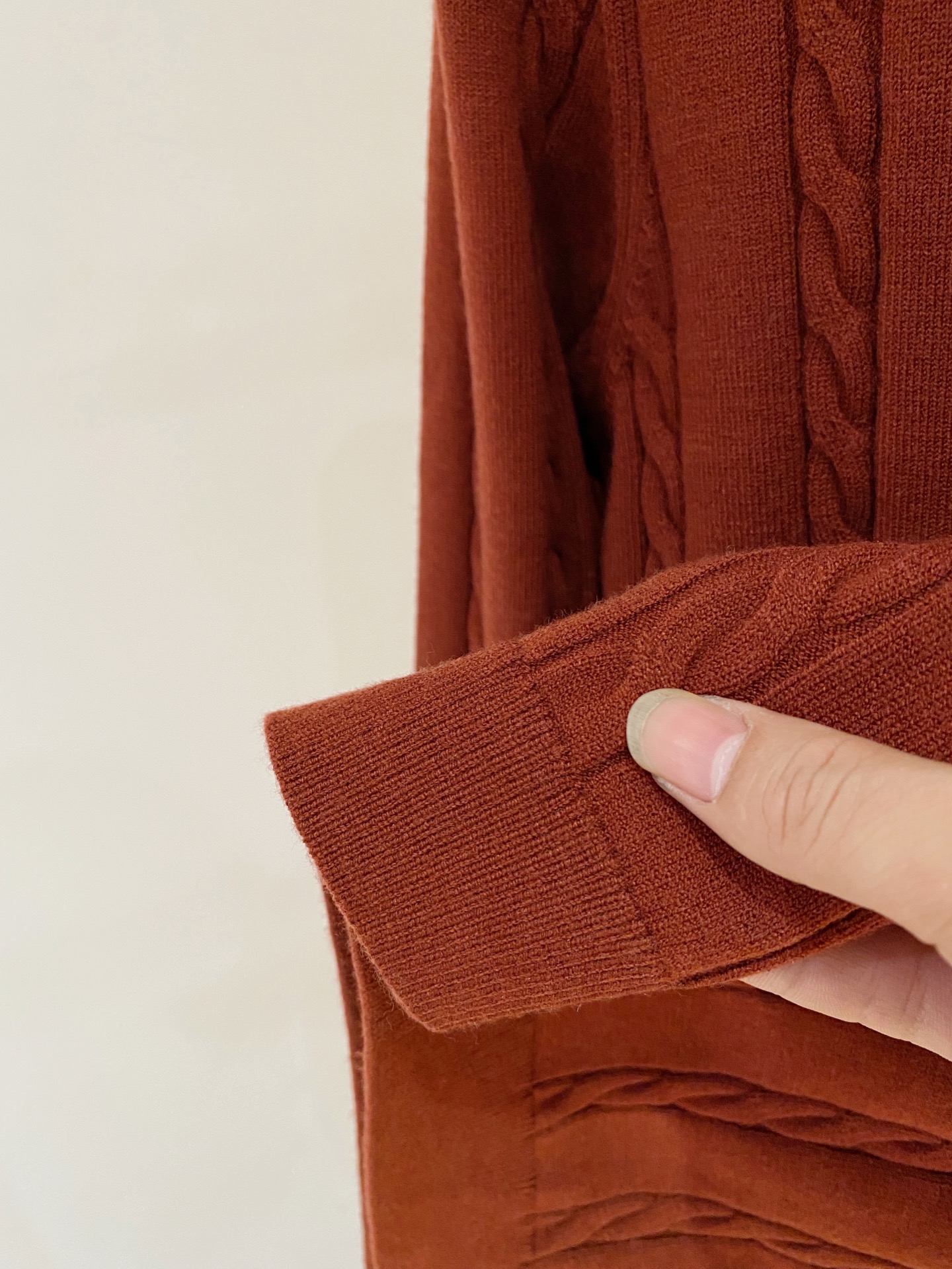 。顶级品质>专柜官网同步发售！辅料全部原版定制出品，贸易公司真品订单。高级定制进口面料，以天然植物纖維提