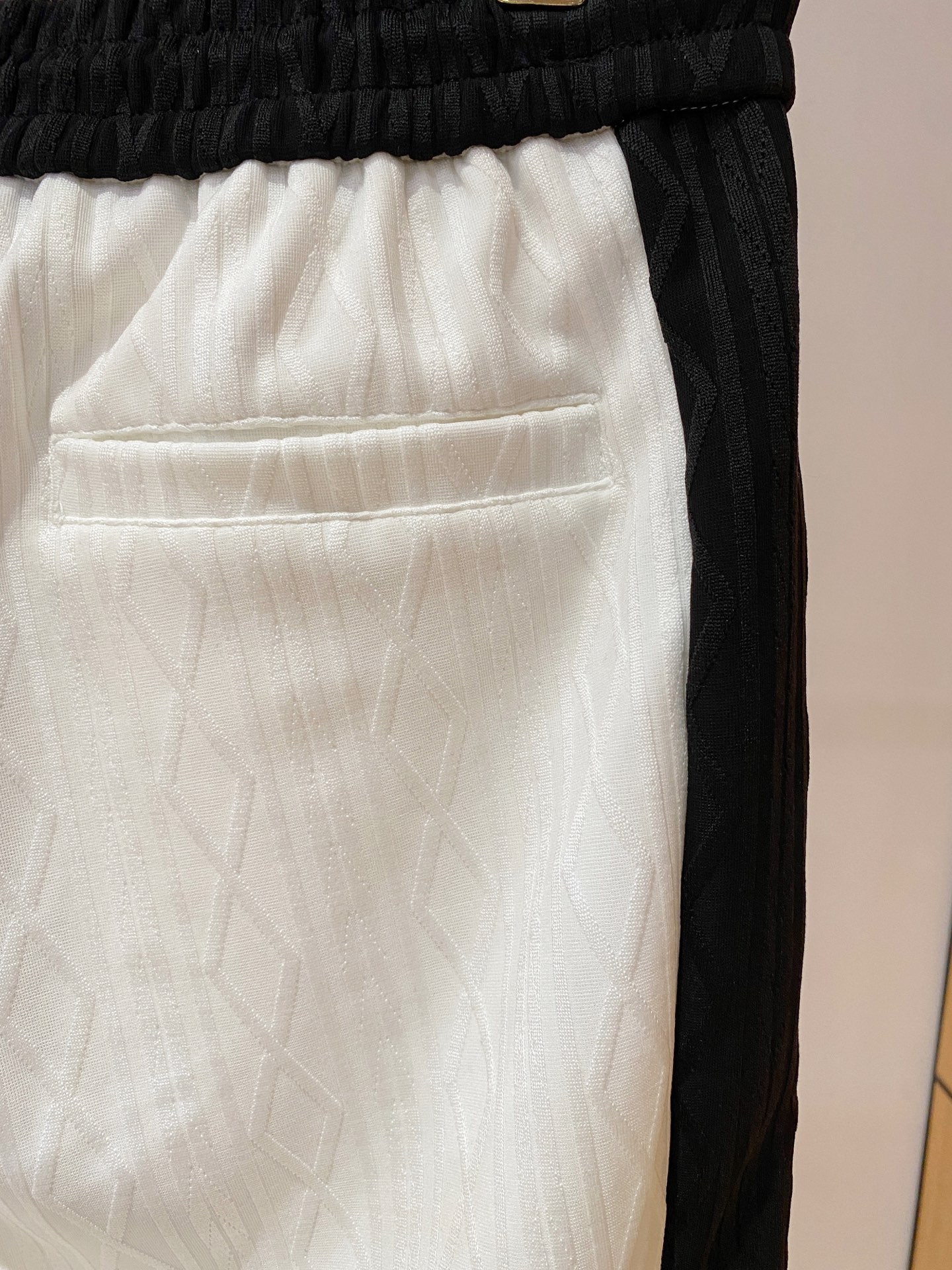 爆款套装来袭 专注官网原版 2025全新爆款开衫卫衣套装 原单狠货🇭🇰倾注顶级设计师的精心之作 就为一个