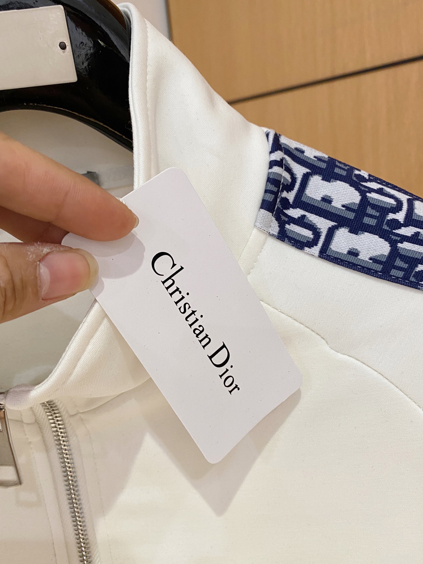 爆款套装来袭 专注官网原版 2025全新爆款开衫卫衣套装 原单狠货🇭🇰倾注顶级设计师的精心之作 就为一个