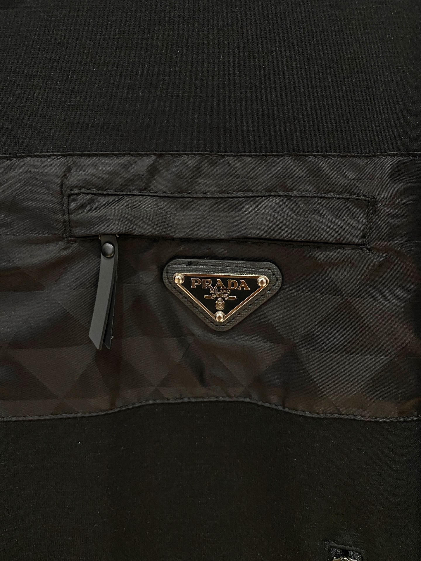 爆款套装来袭 专注官网原版 2025全新爆款开衫卫衣套装 原单狠货🇭🇰倾注顶级设计师的精心之作 就为一个