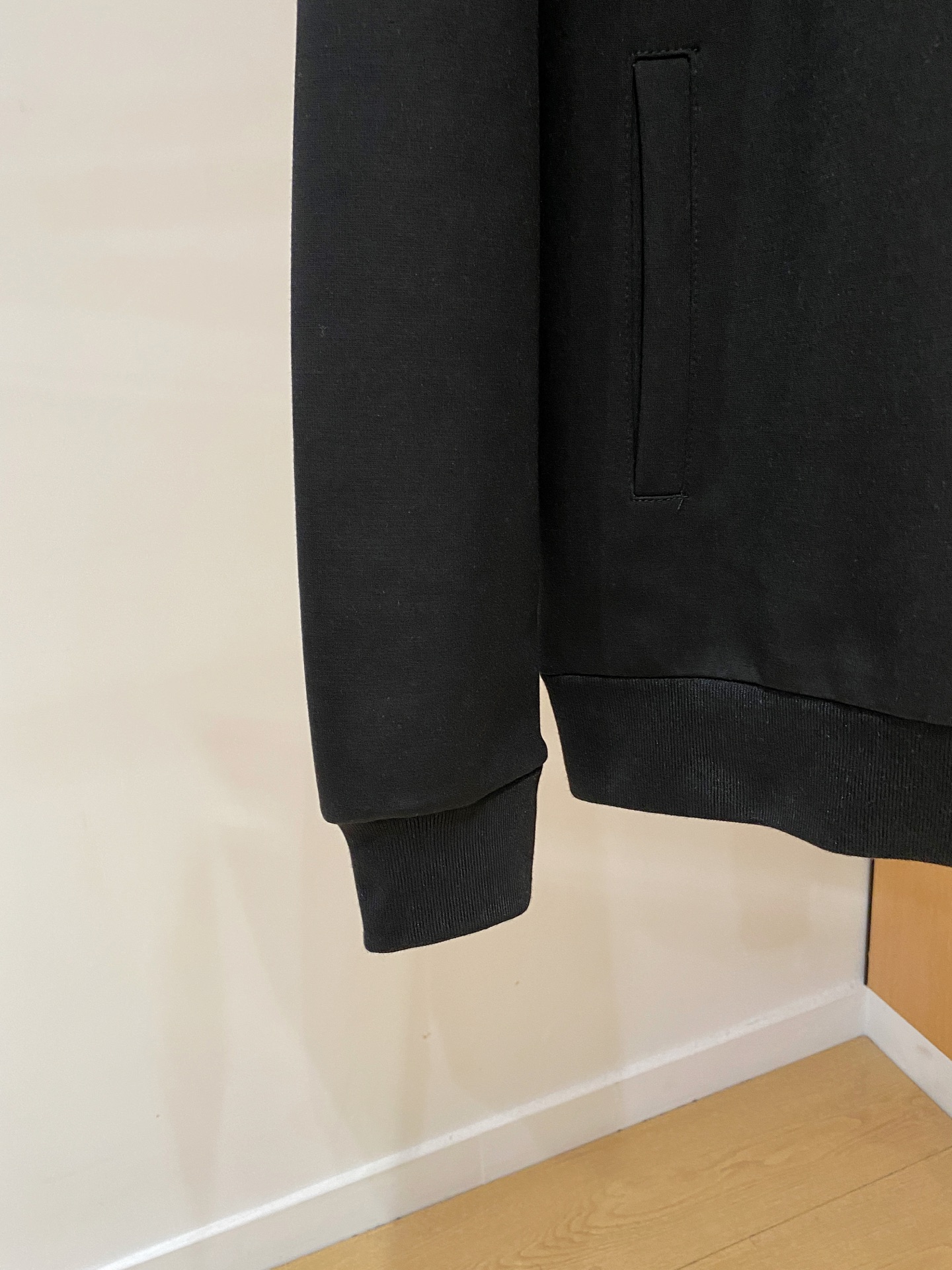 爆款套装来袭 专注官网原版 2025全新爆款开衫卫衣套装 原单狠货🇭🇰倾注顶级设计师的精心之作 就为一个