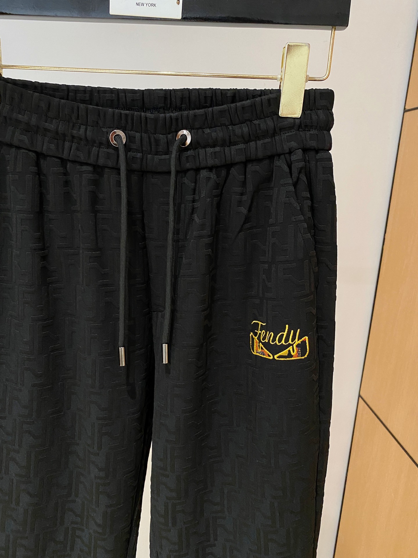 爆款套装来袭 专注官网原版 2025全新爆款开衫卫衣套装 原单狠货🇭🇰倾注顶级设计师的精心之作 就为一个