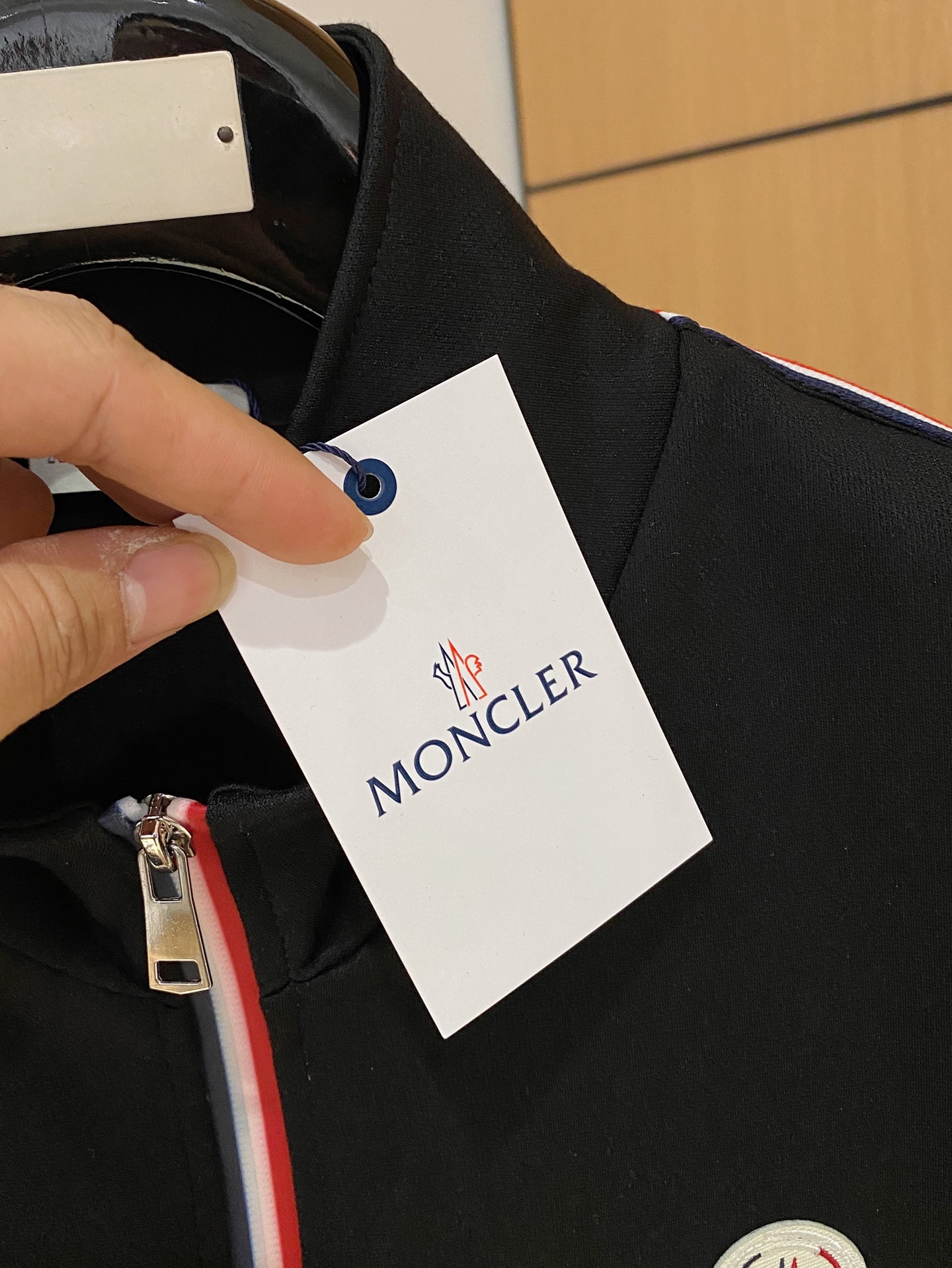 爆款套装来袭 专注官网原版 2025全新爆款开衫卫衣套装 原单狠货🇭🇰倾注顶级设计师的精心之作 就为一个