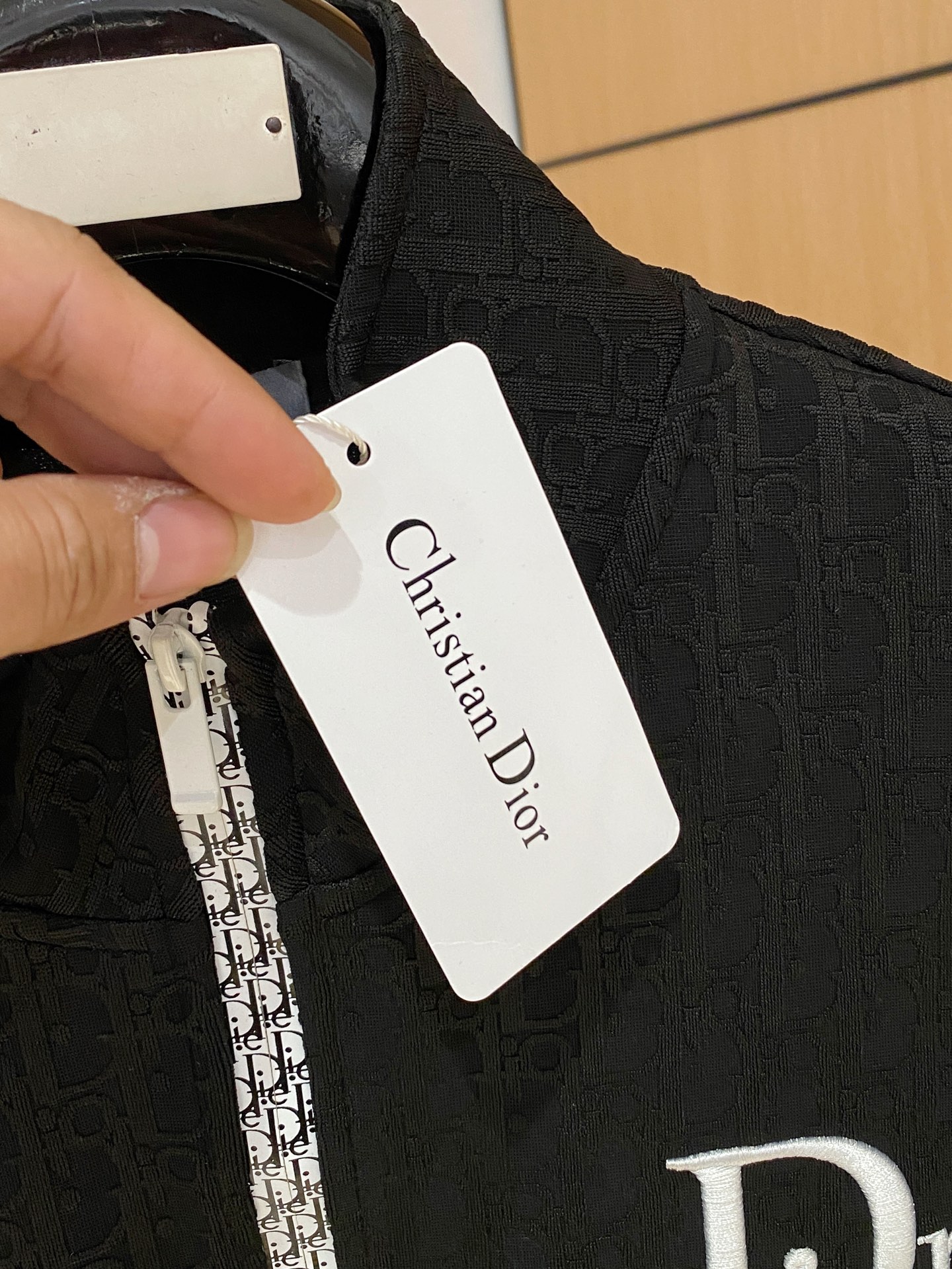 爆款套装来袭 专注官网原版 2025全新爆款开衫卫衣套装 原单狠货🇭🇰倾注顶级设计师的精心之作 就为一个