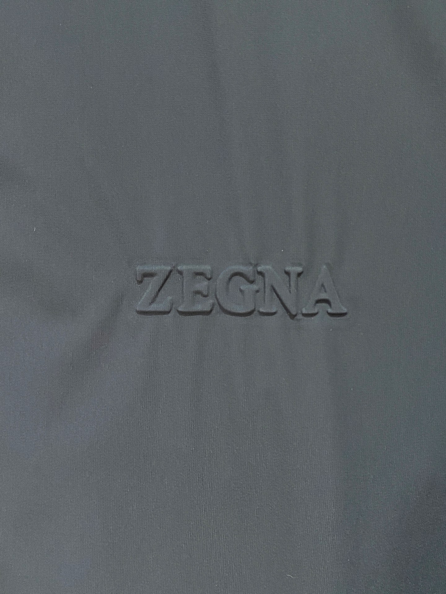 顶级品质>（羽绒系列)专柜官网同步发售！辅料全部原版定制出品，贸易公司真品订单。高级定制进口面料，以天然